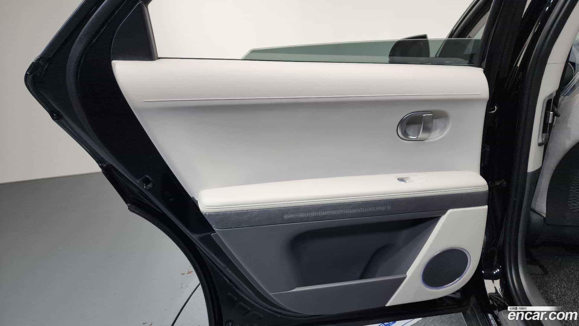 Ioniq5 Hyundai 2022.9-INNER-035