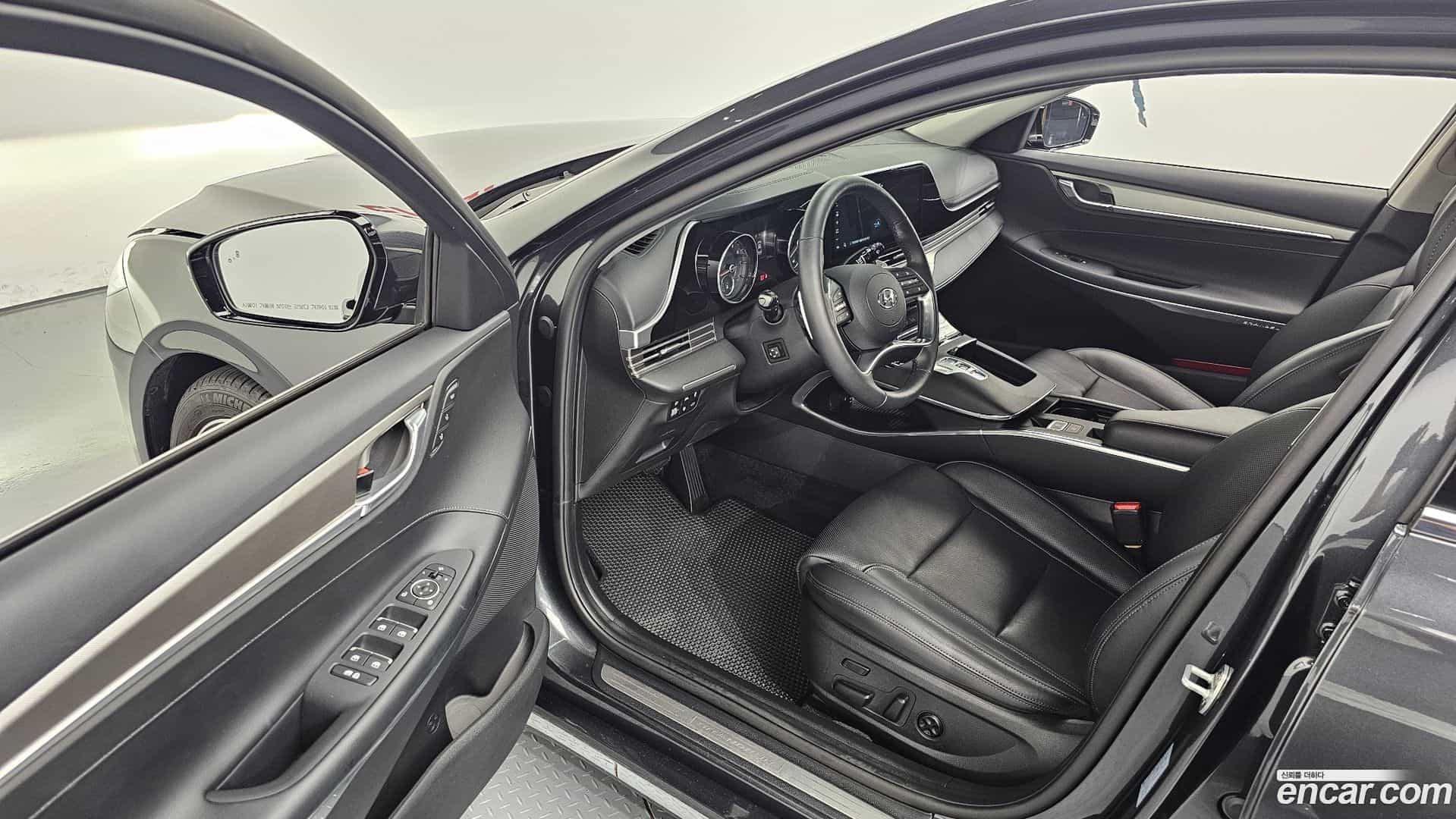 Grandeur Hyundai 2020.6-INNER-010