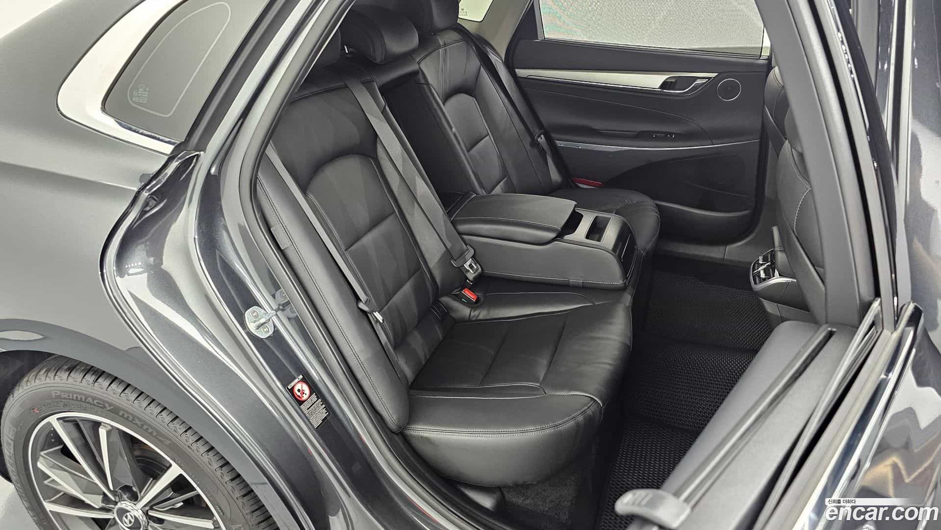 Grandeur Hyundai 2020.6-OPTION-015