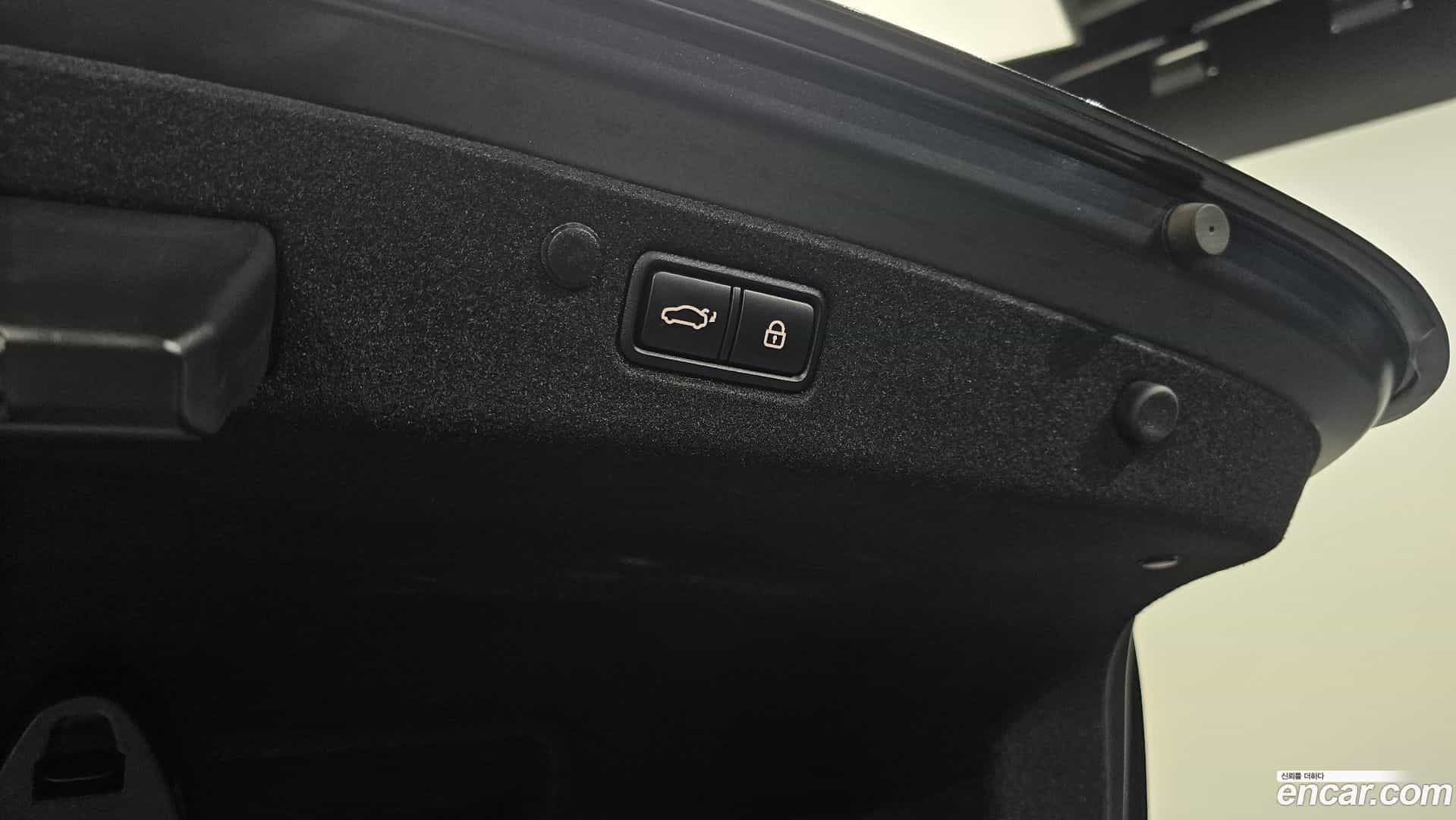 Grandeur Hyundai 2020.6-OPTION-024