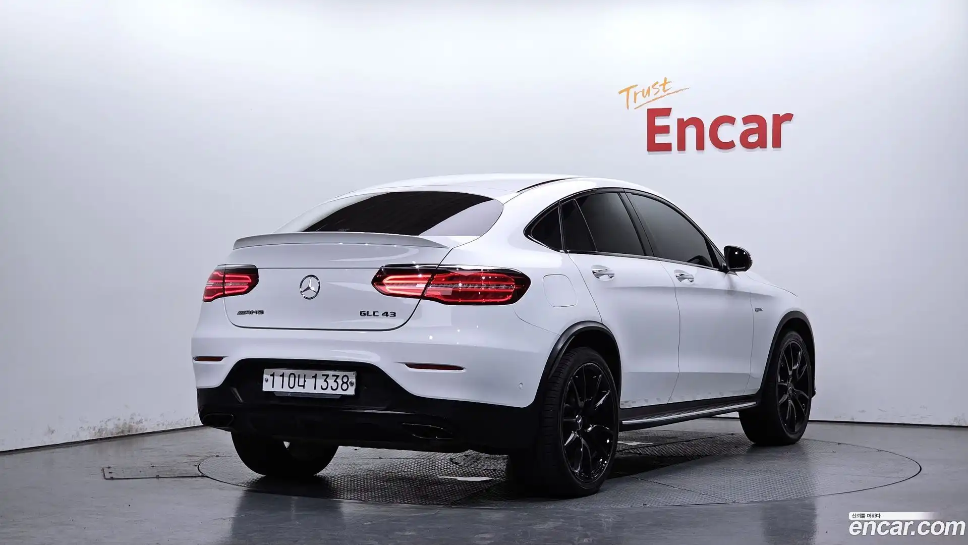GLC-Class Mercedes-Benz 2019.11-OUTER-002