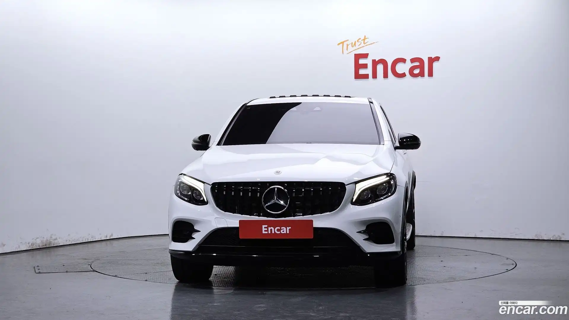 GLC-Class Mercedes-Benz 2019.11-OUTER-003