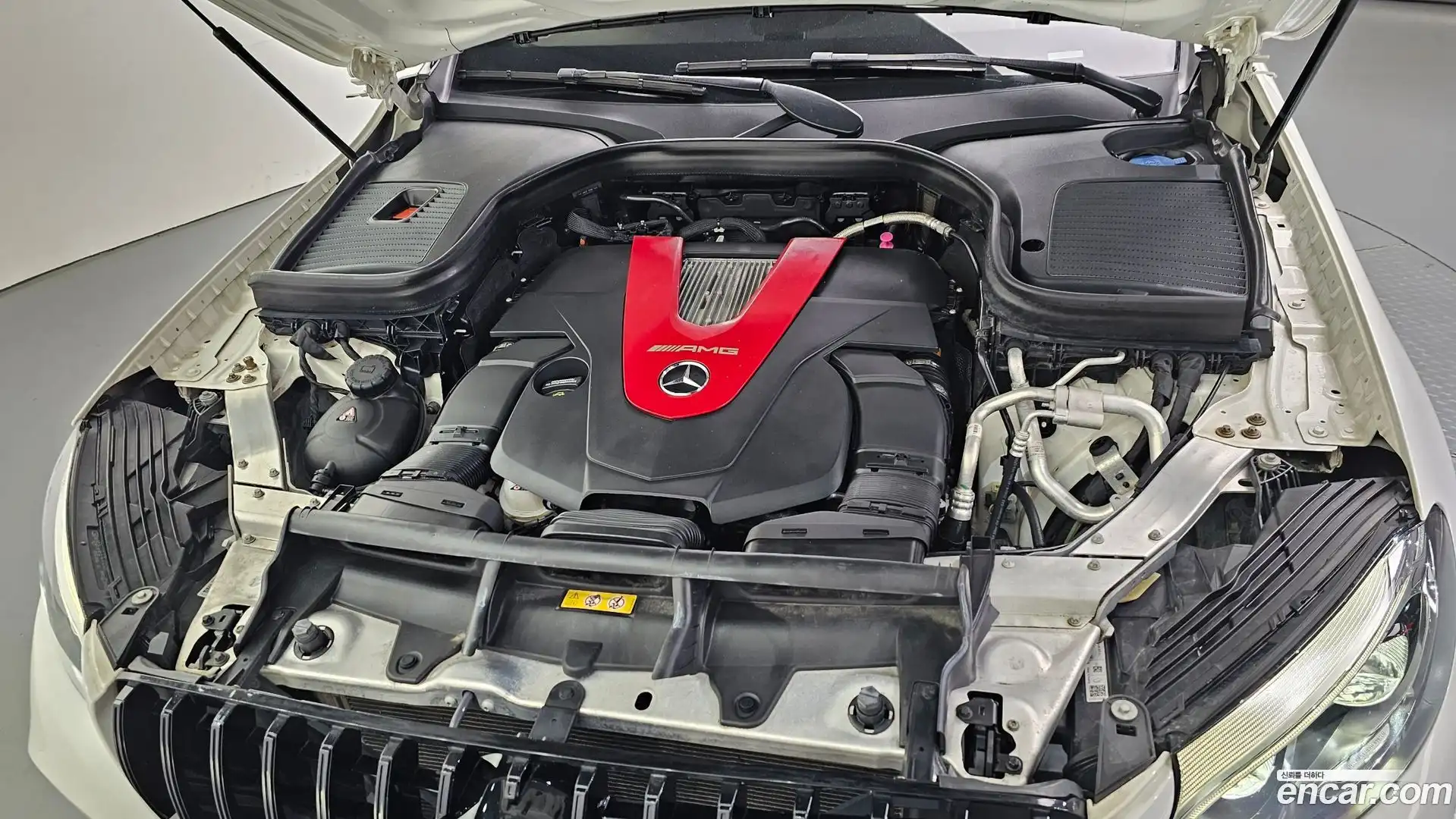 GLC-Class Mercedes-Benz 2019.11-OUTER-006