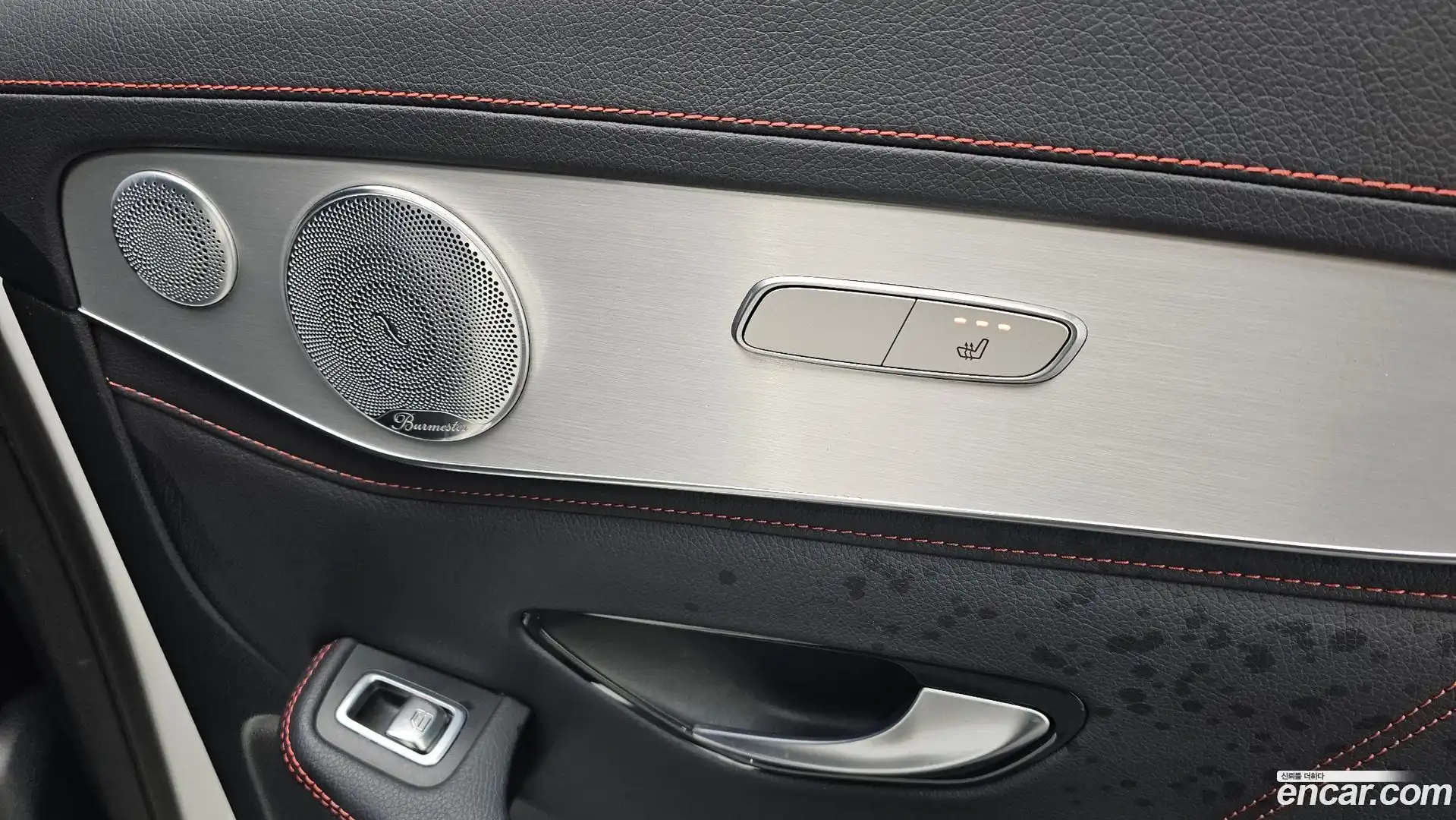GLC-Class Mercedes-Benz 2019.11-OPTION-022