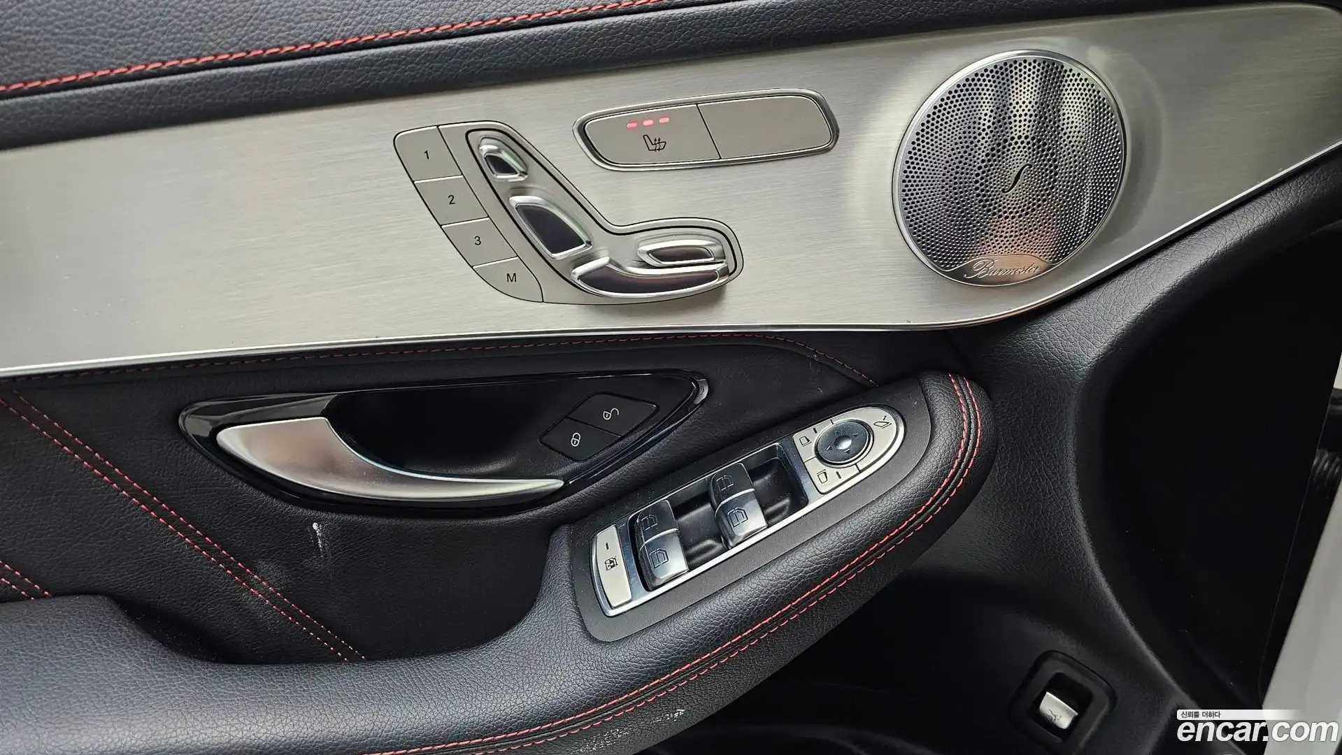 GLC-Class Mercedes-Benz 2019.11-OPTION-041
