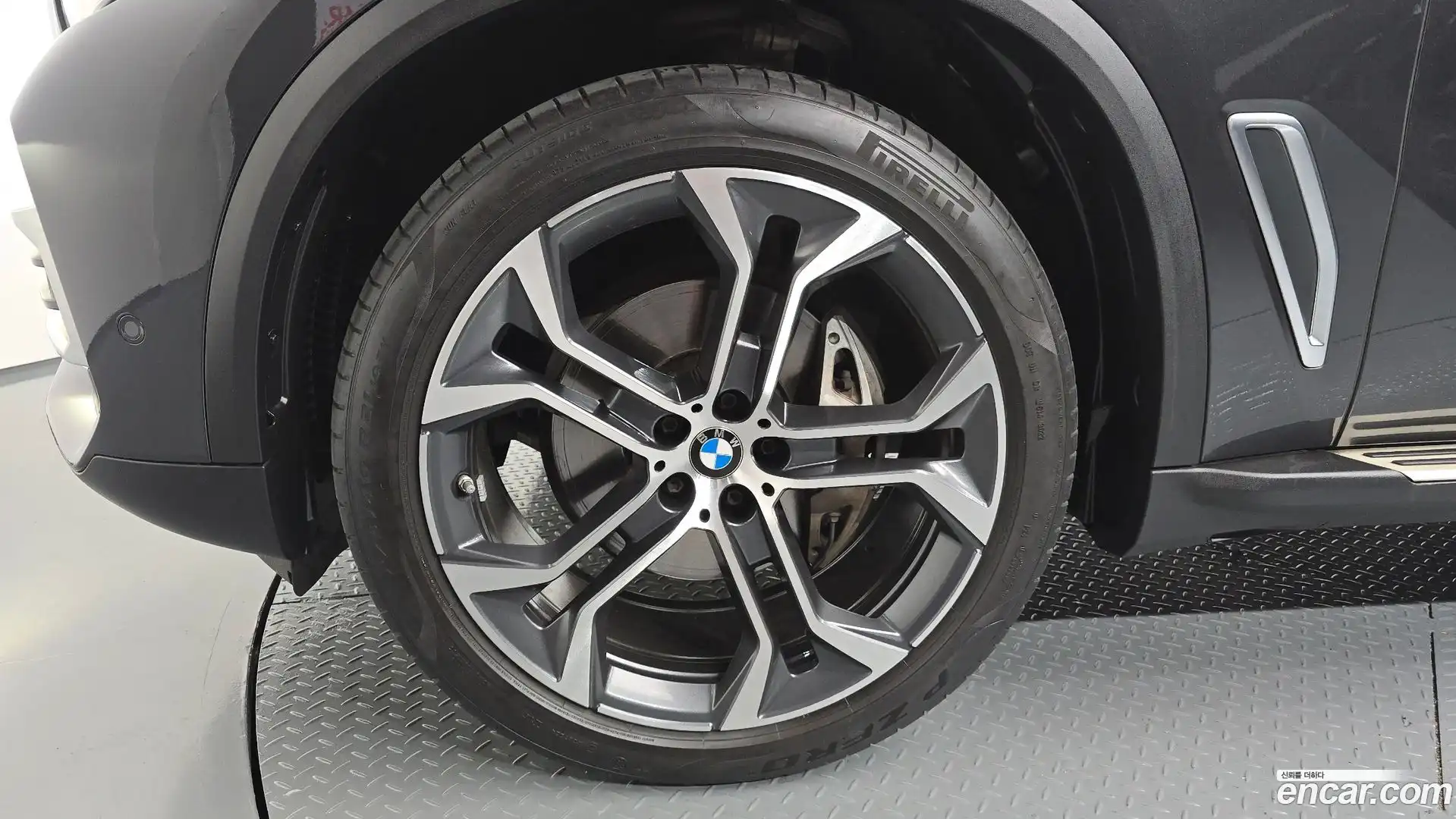 X5 BMW 2023.1-OUTER-005