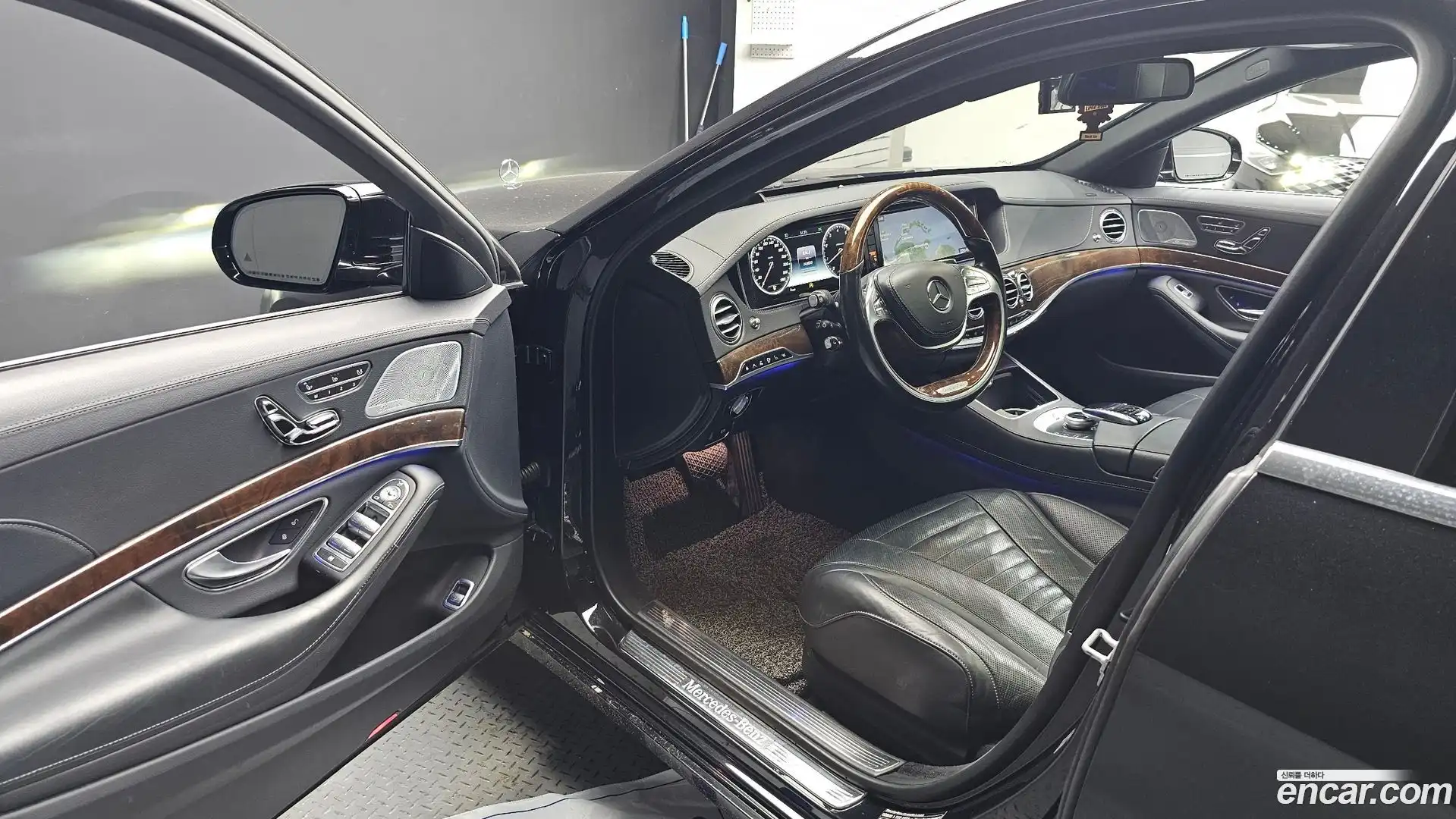 S-Class Mercedes-Benz 2017.11-INNER-010
