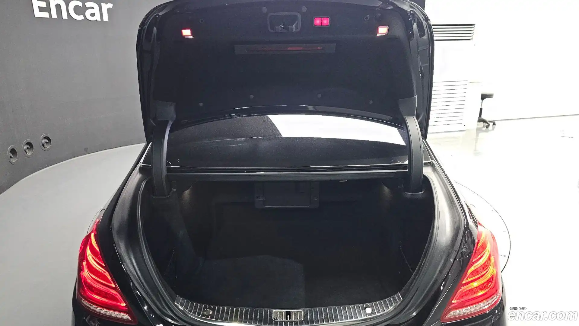 S-Class Mercedes-Benz 2017.11-OPTION-024