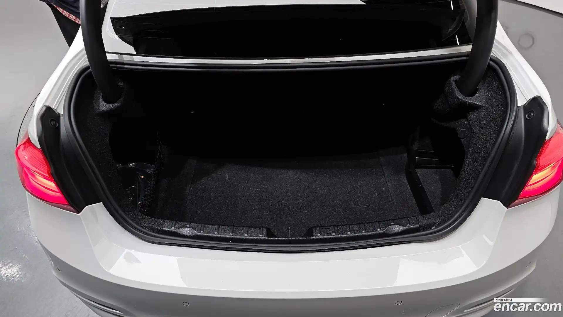 3-Series BMW 2018.1-OPTION-024