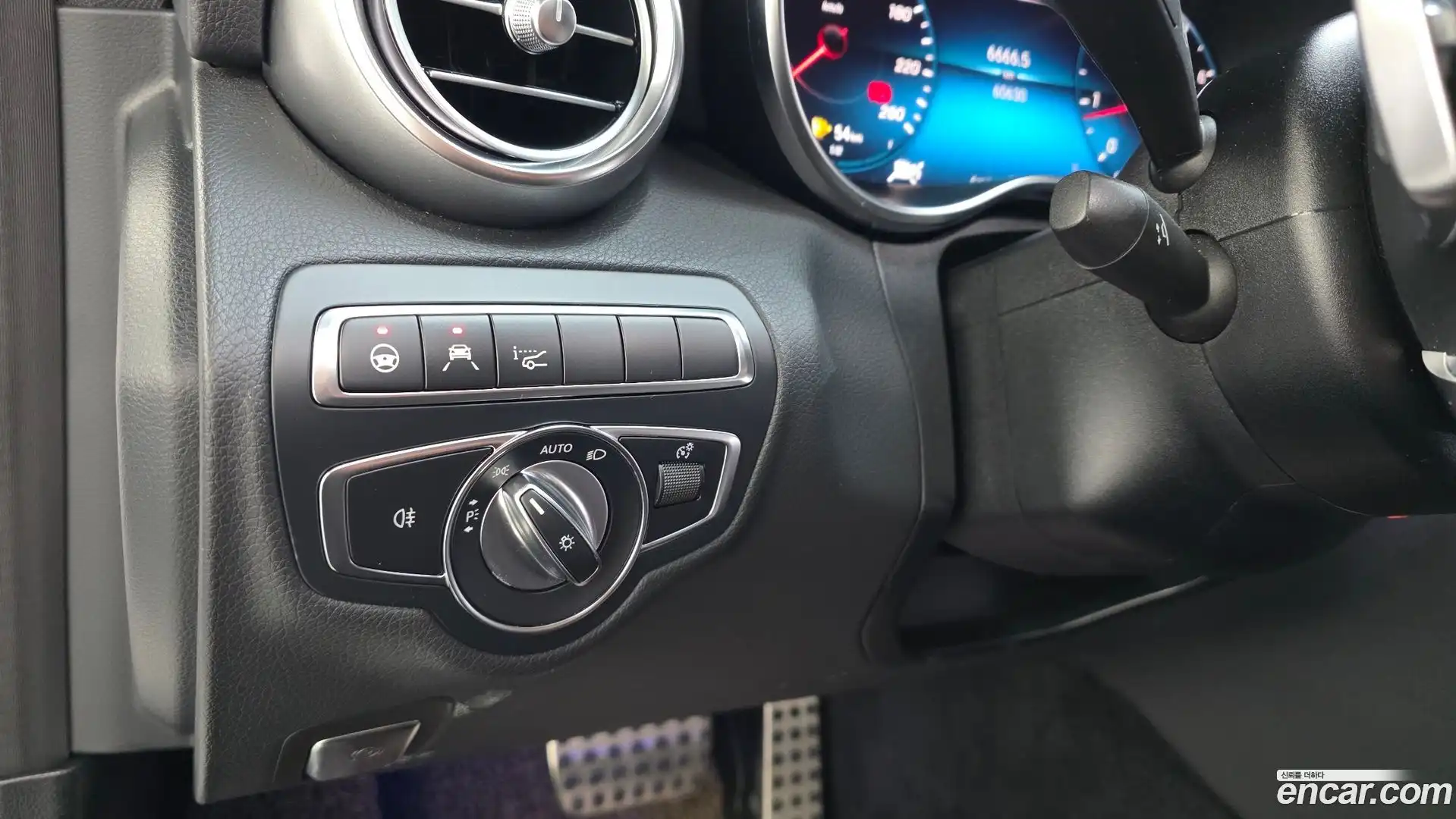 C-Class Mercedes-Benz 2021.5-OPTION-021