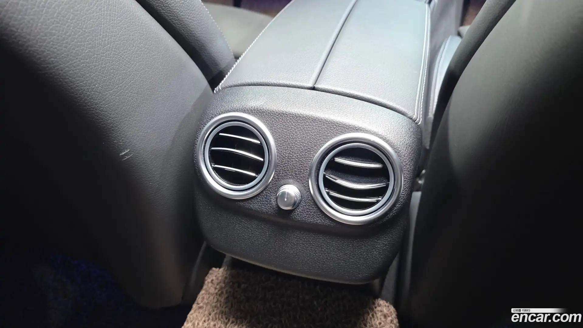 C-Class Mercedes-Benz 2021.5-OPTION-022