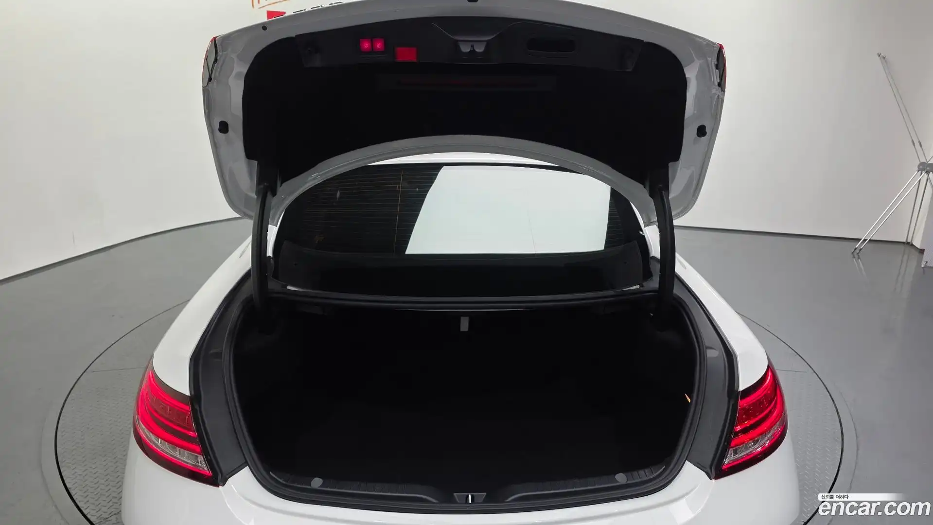 C-Class Mercedes-Benz 2021.5-OPTION-024