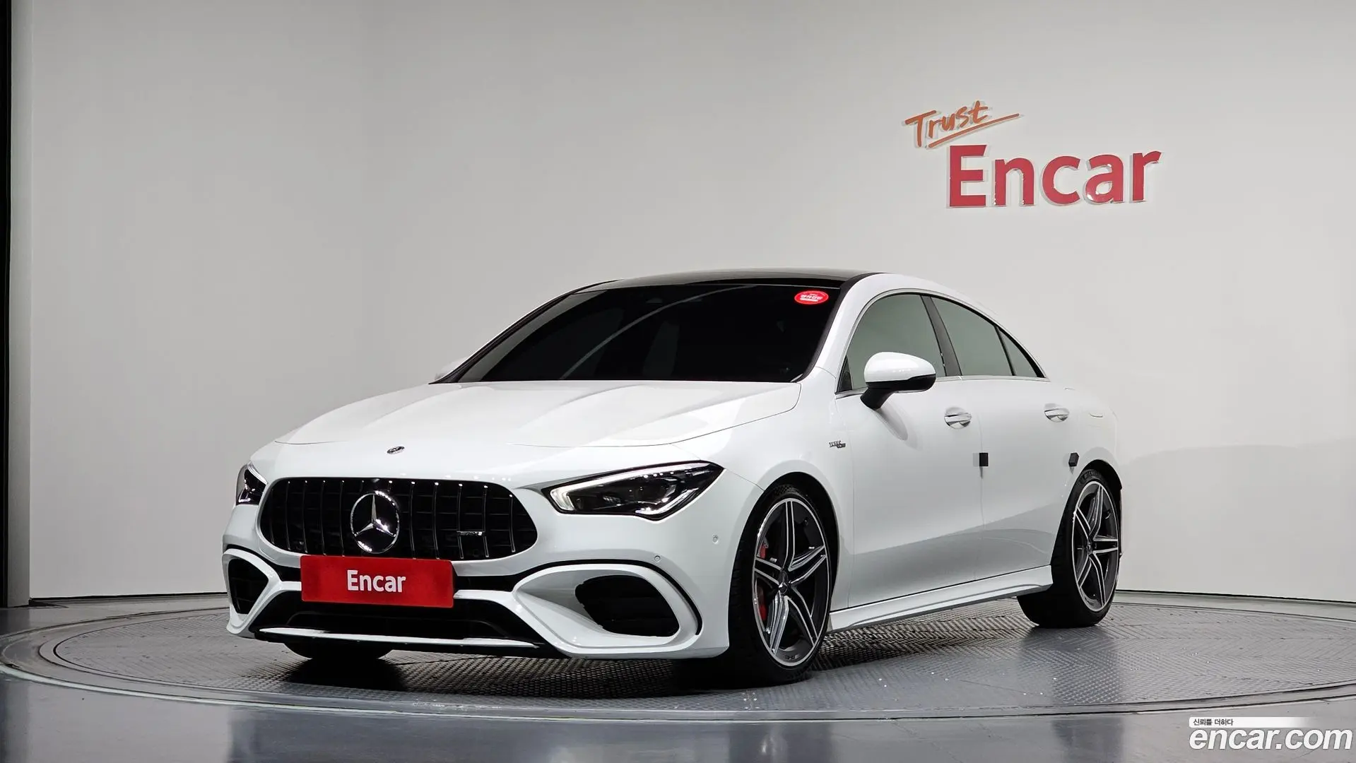 Main__Slider__Photo:CLA-Class Mercedes-Benz 2021.8-0