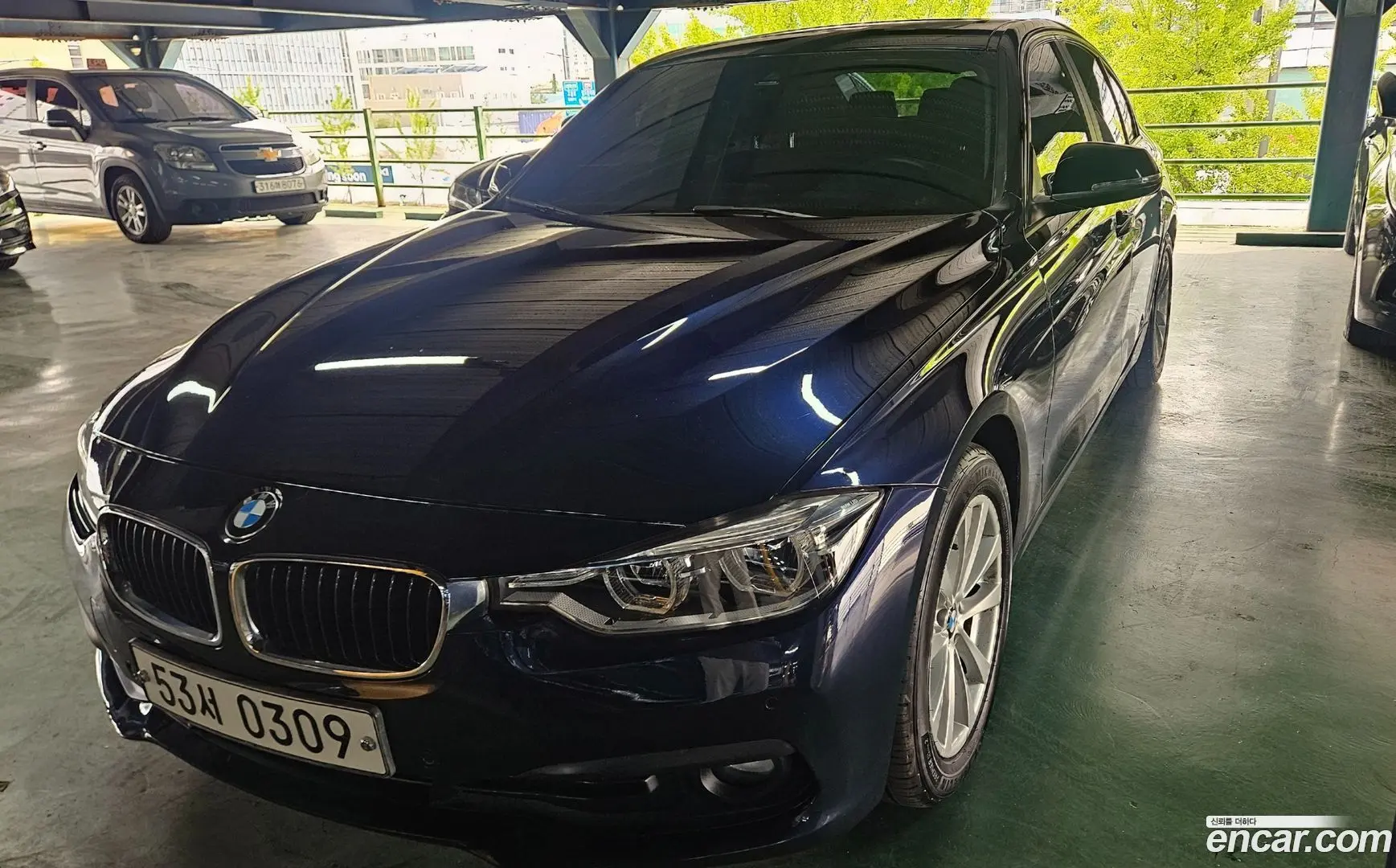 Main__Slider__Photo:3-Series BMW 2016.5-0