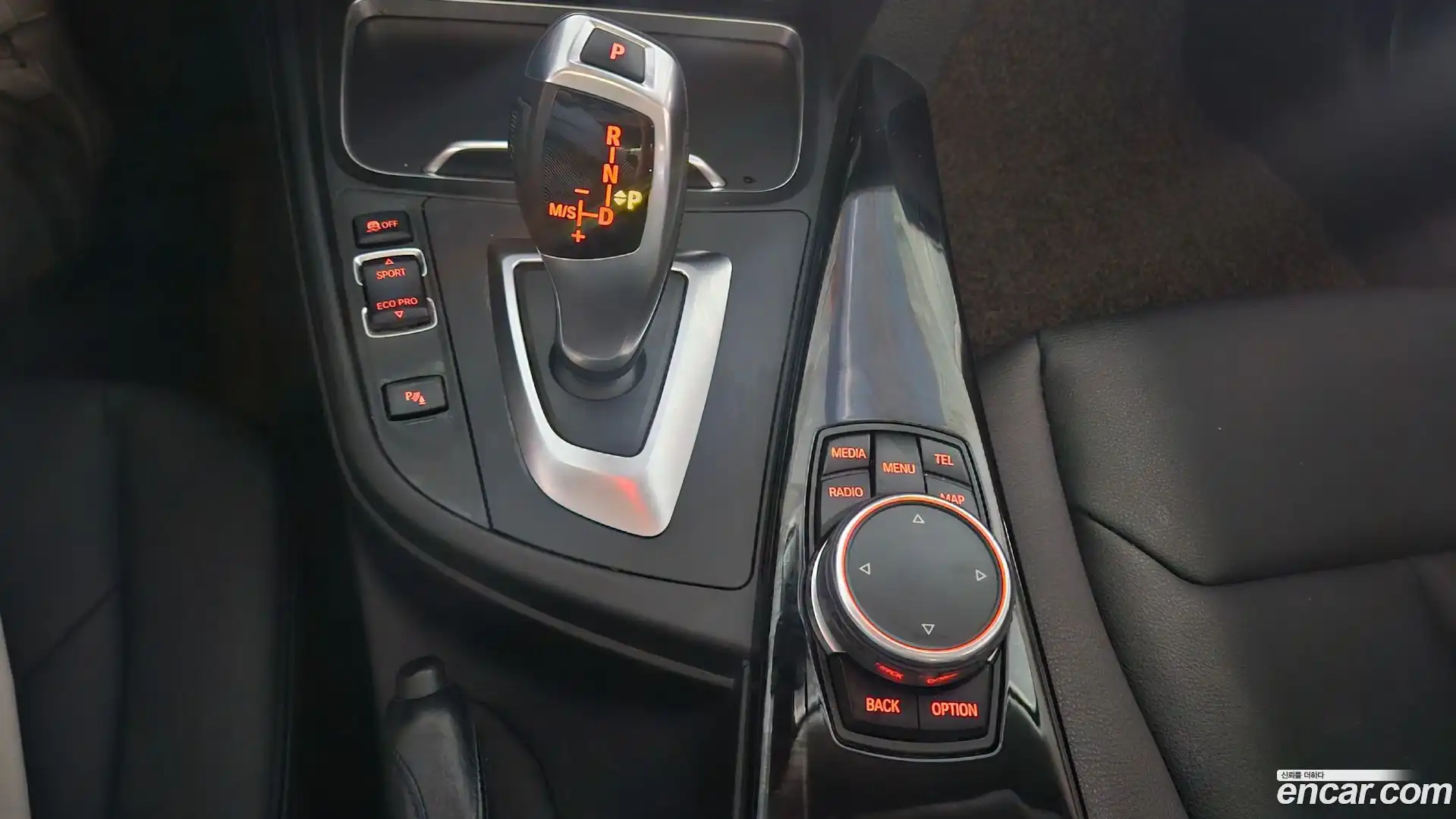 3-Series BMW 2016.5-INNER-009