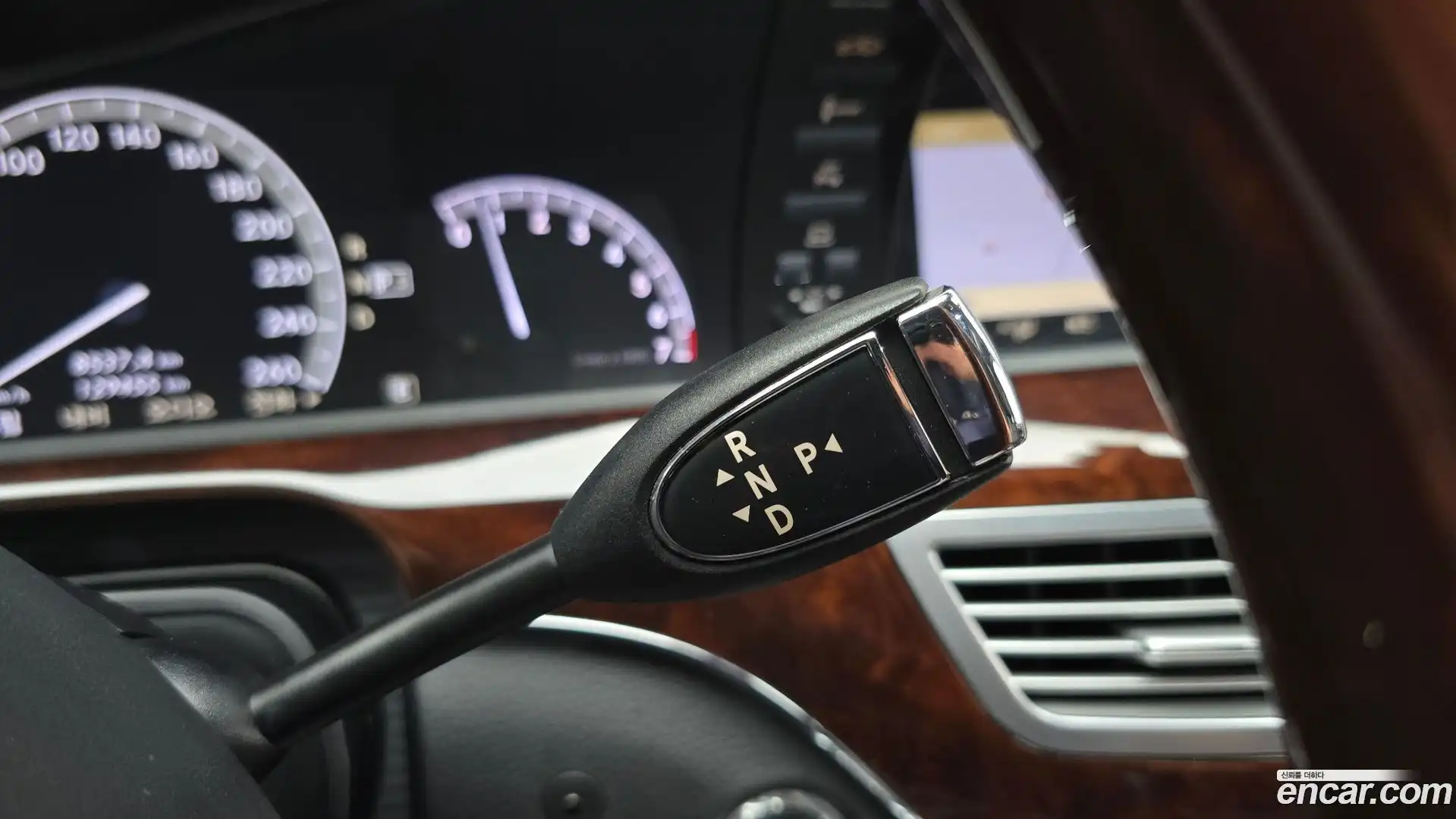 S-Class Mercedes-Benz 2013.9-INNER-009
