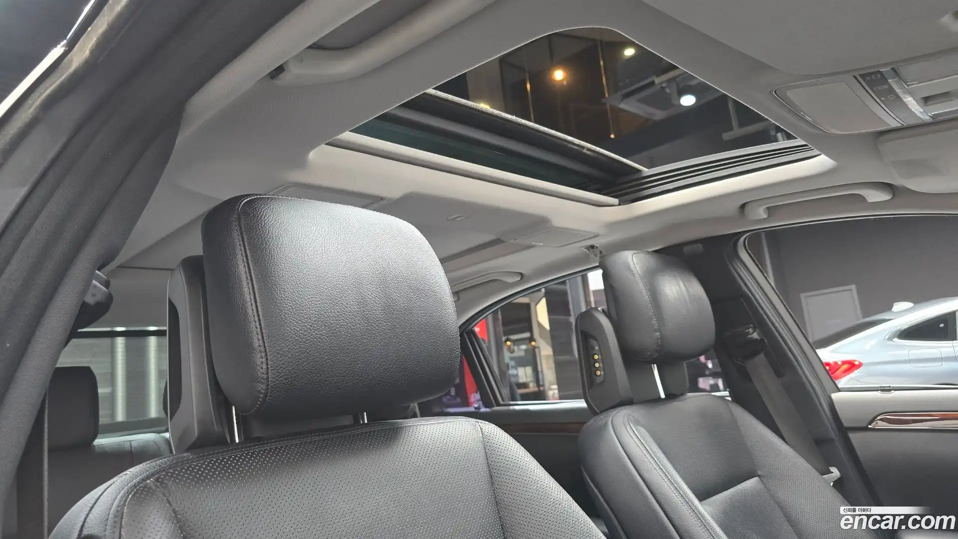 S-Class Mercedes-Benz 2013.9-OPTION-023
