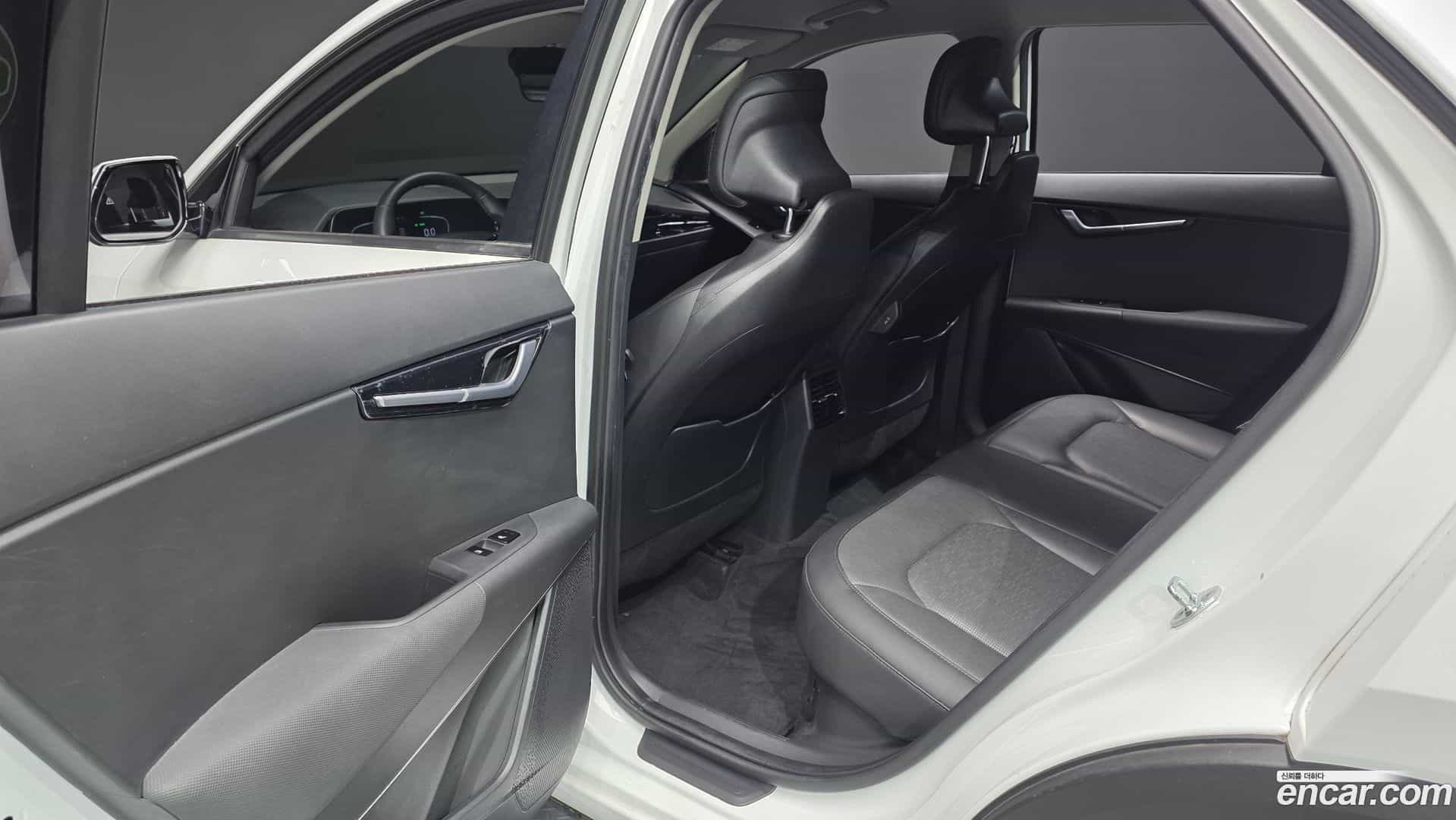 Niro Kia 2022.3-OPTION-016