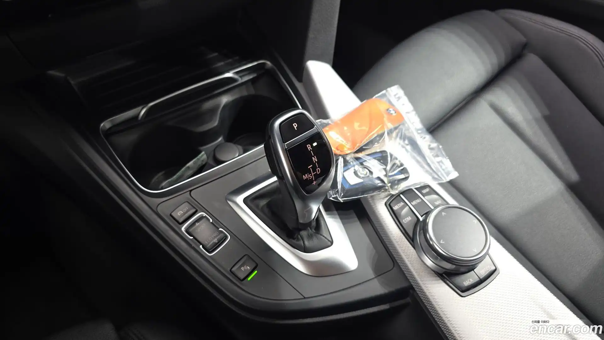 3-Series BMW 2017.7-INNER-009