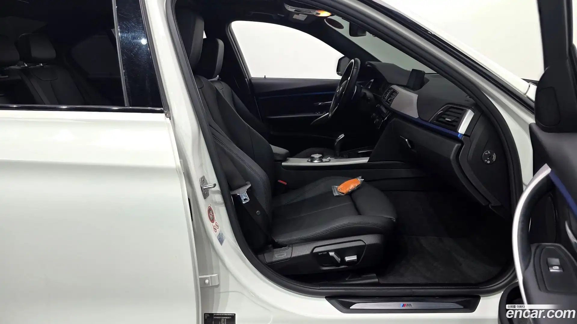 3-Series BMW 2017.7-INNER-010