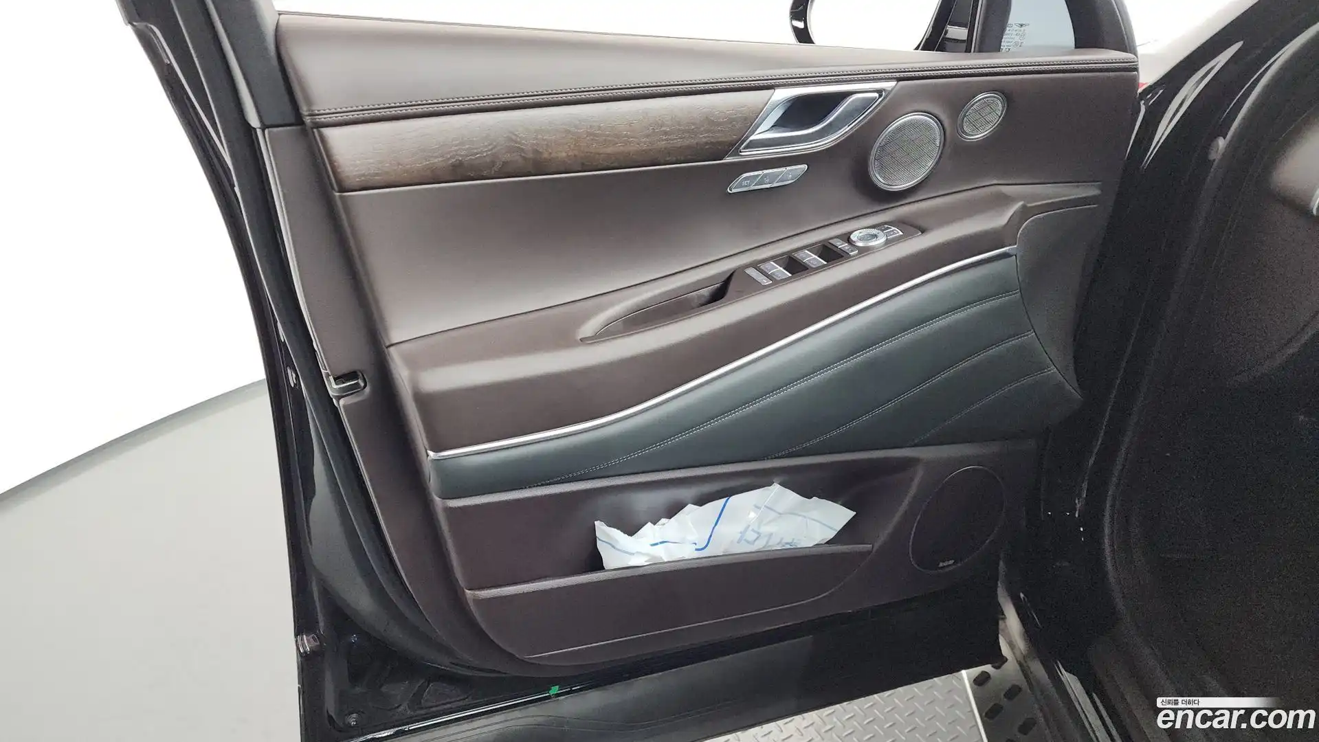 GV80 Genesis 2022.3-INNER-034