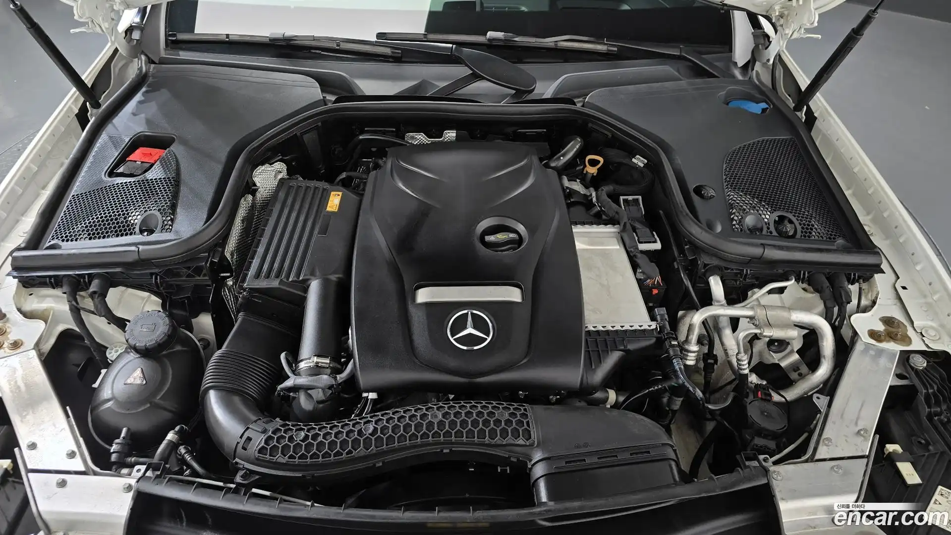 E-Class Mercedes-Benz 2021.7-OUTER-006