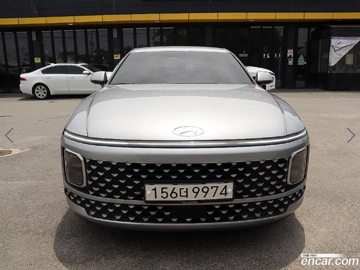 Grandeur Hyundai 2023.6-OUTER-001