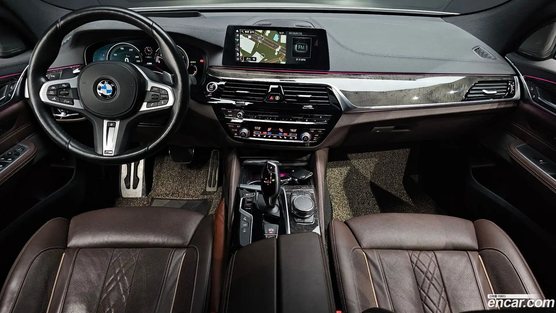 Gran Turismo BMW 2018.8-INNER-007