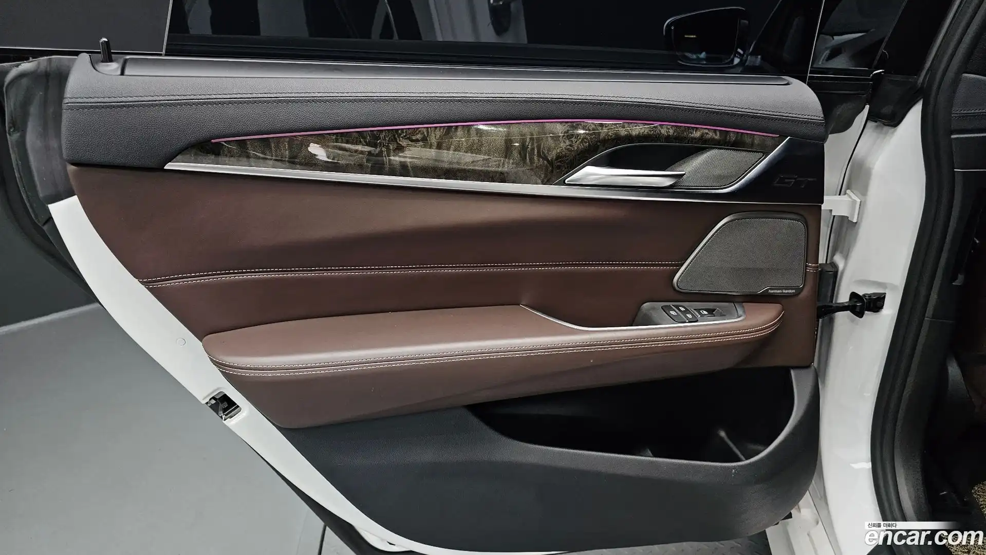 Gran Turismo BMW 2018.8-INNER-035