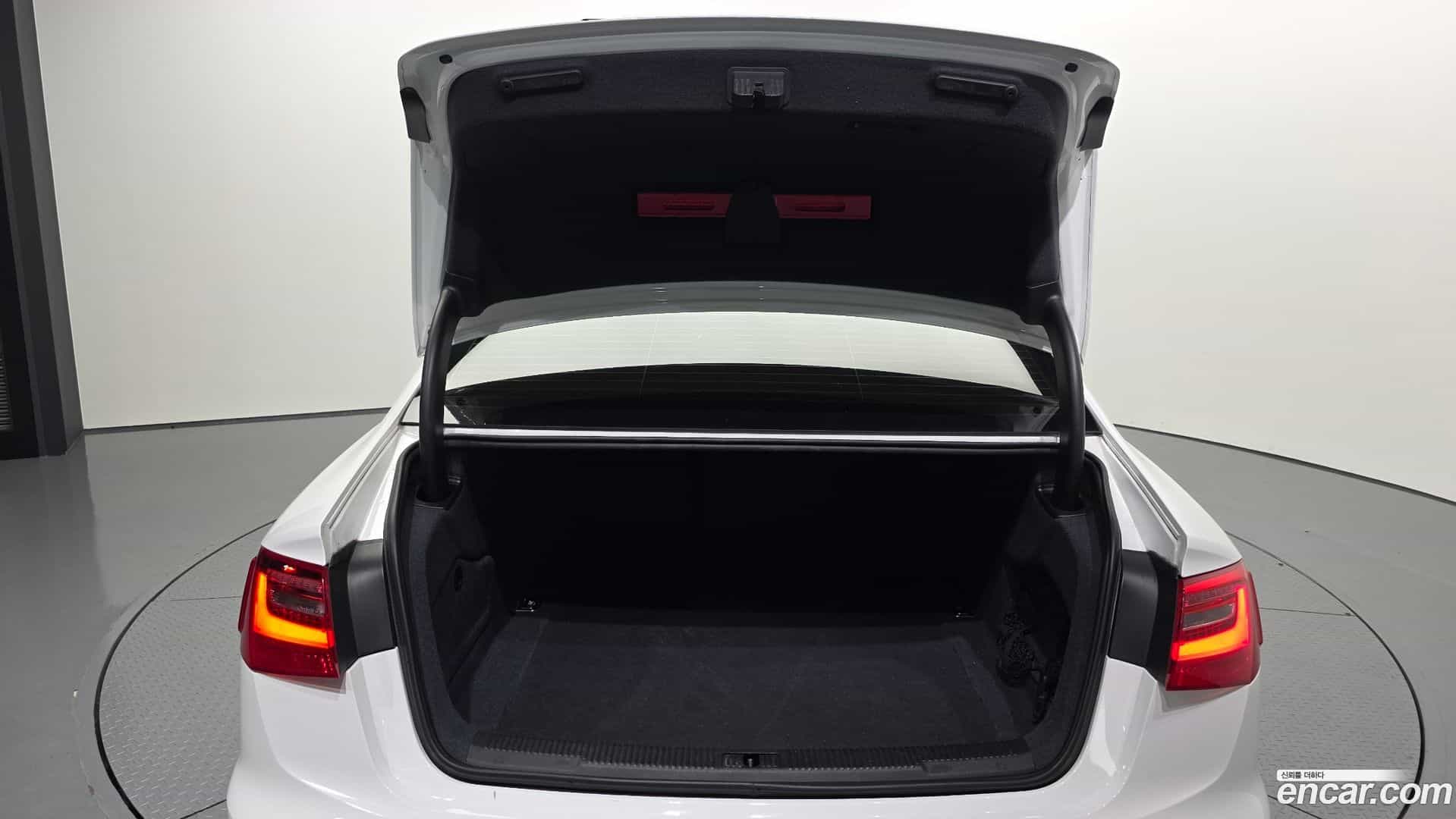 A6 Audi 2013.1-OPTION-024