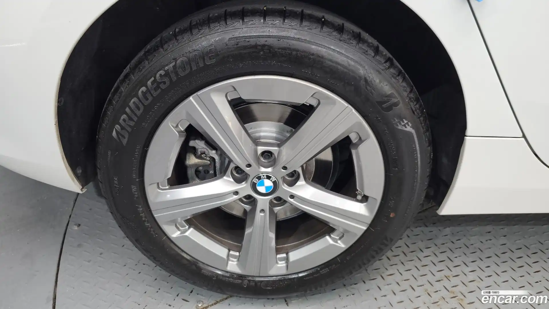 2-Series BMW 2025.1-OUTER-005