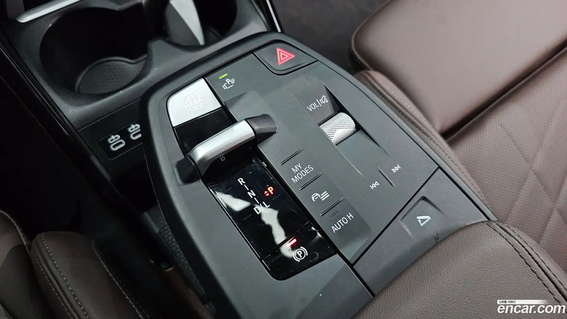 2-Series BMW 2025.1-INNER-009