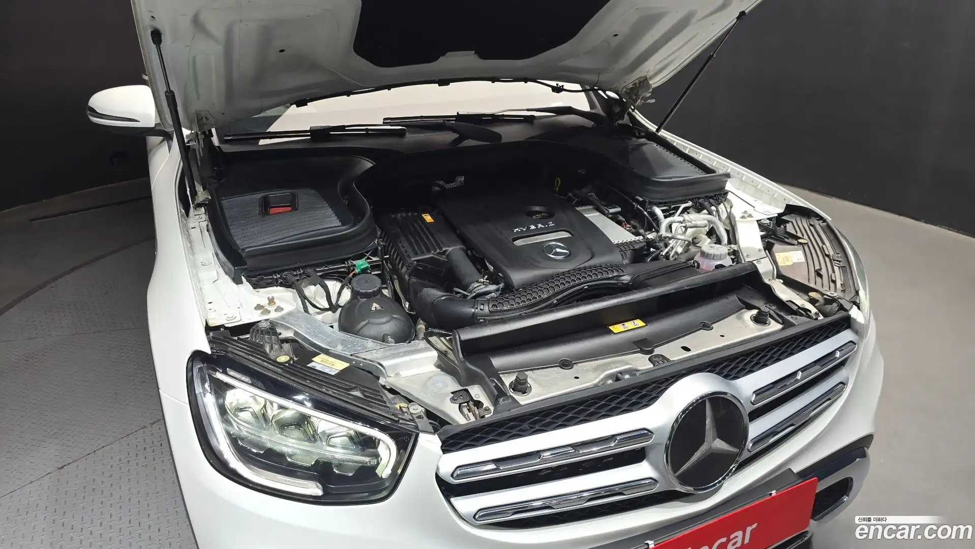 GLC-Class Mercedes-Benz 2021.4-OUTER-006