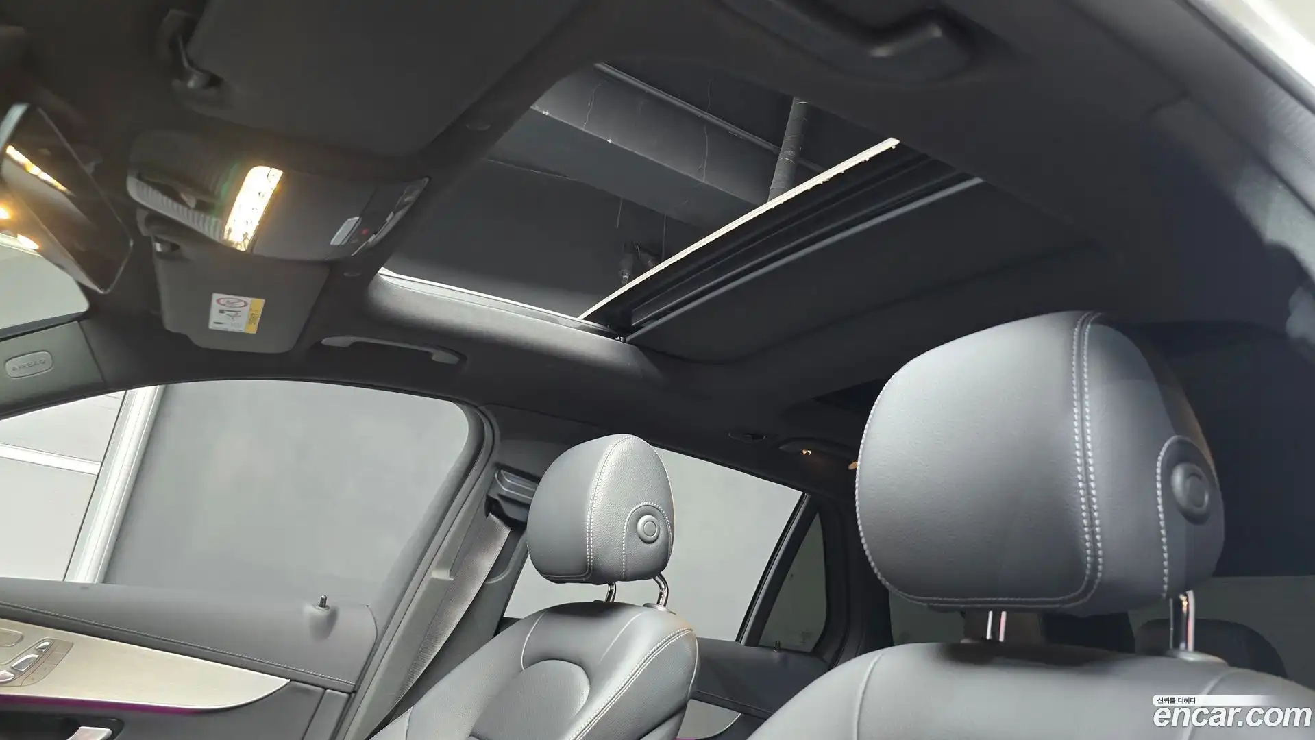 GLC-Class Mercedes-Benz 2021.4-OPTION-040