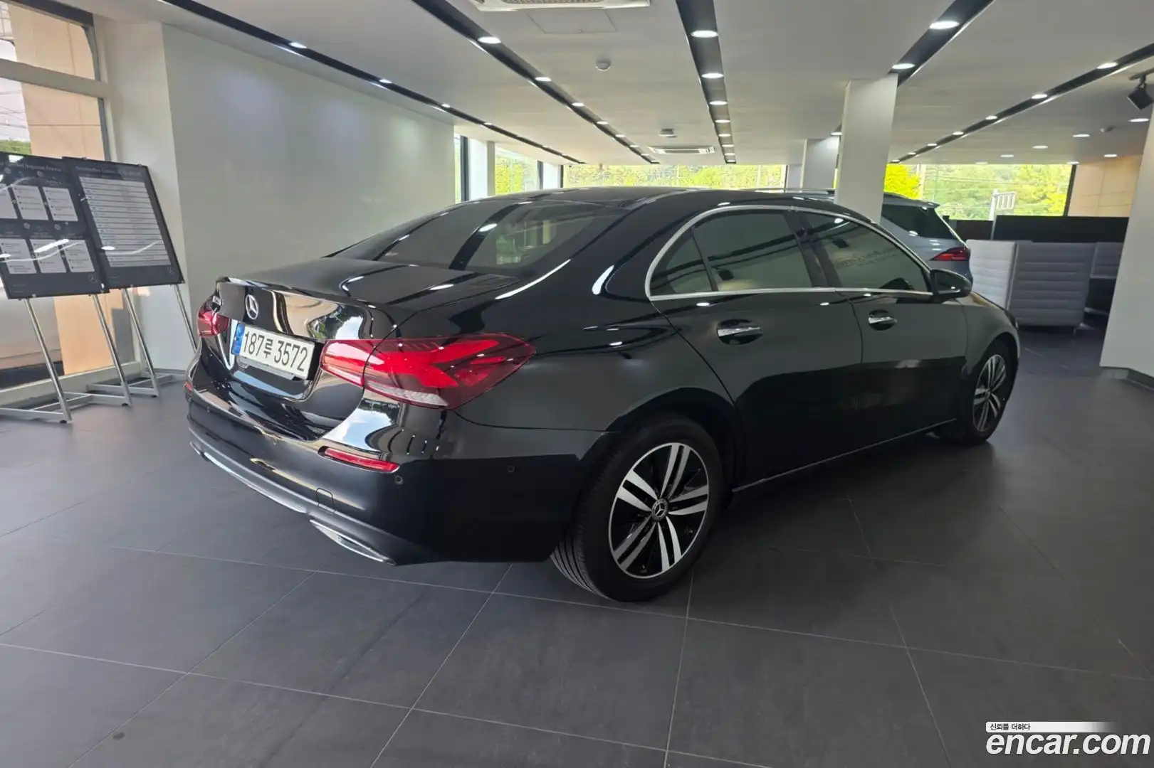 A-Class Mercedes-Benz 2021.8-OUTER-002
