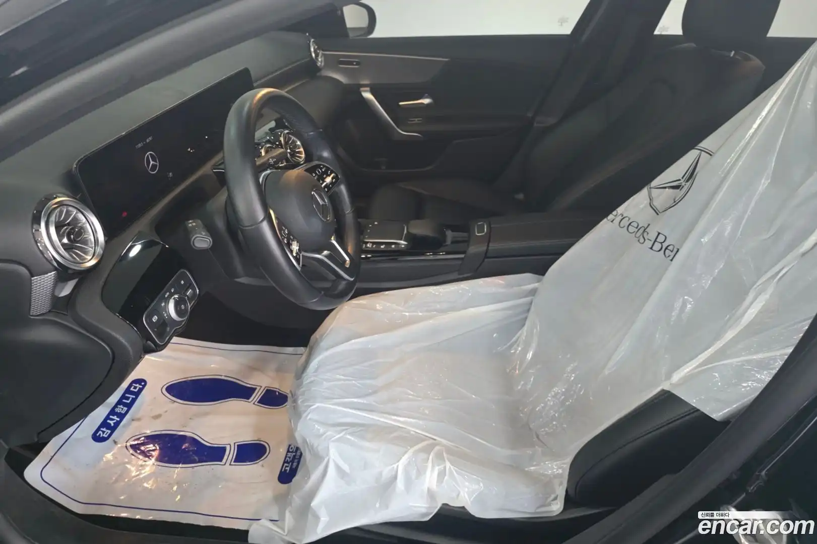 A-Class Mercedes-Benz 2021.8-OPTION-017
