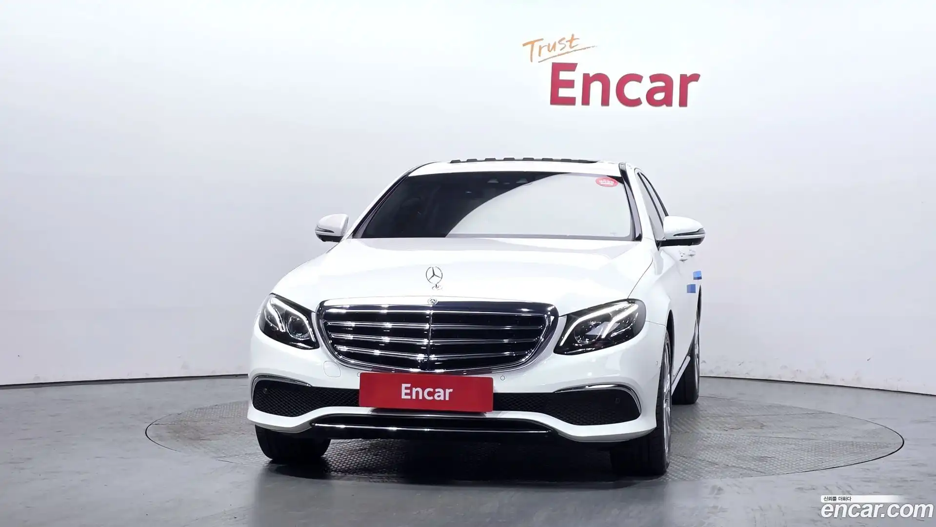 E-Class Mercedes-Benz 2018.9-OUTER-003