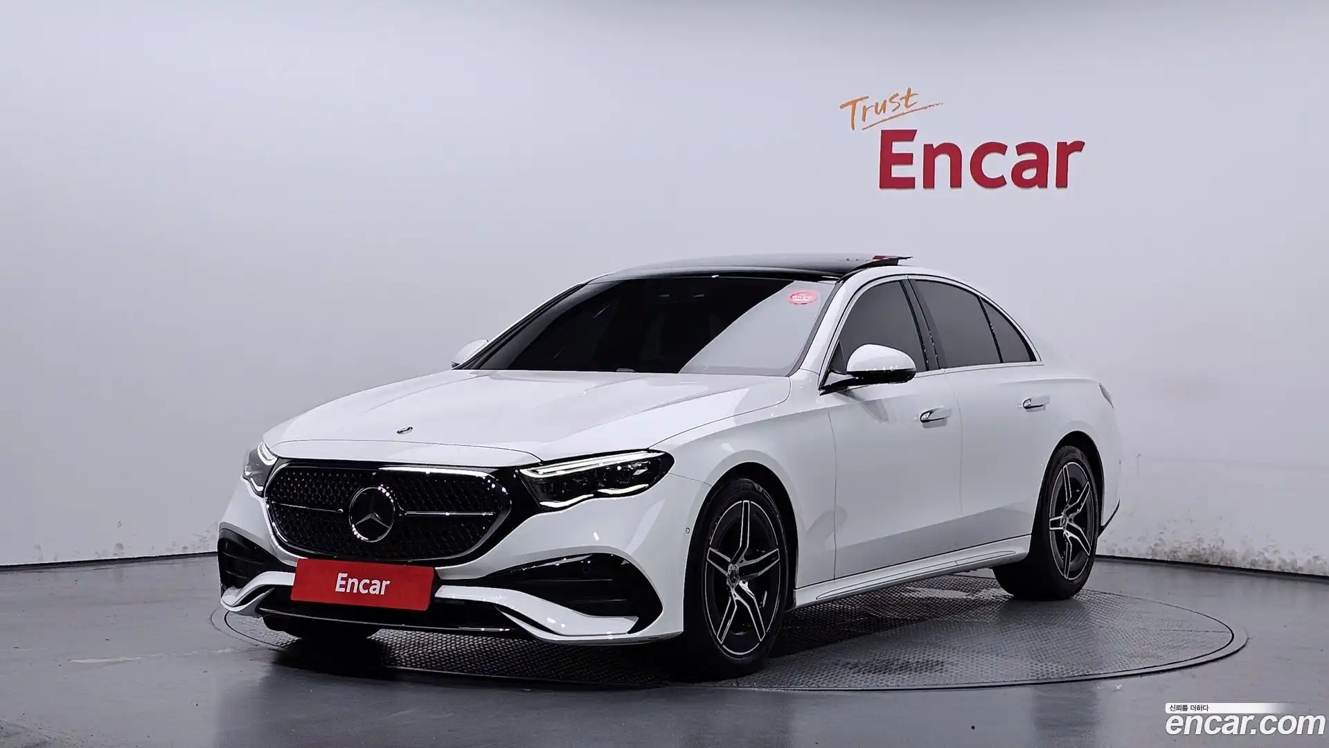 E-Class Mercedes-Benz 2025.4-OUTER-001