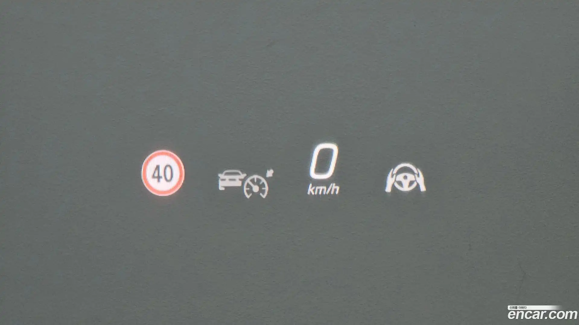 E-Class Mercedes-Benz 2025.4-OPTION-022
