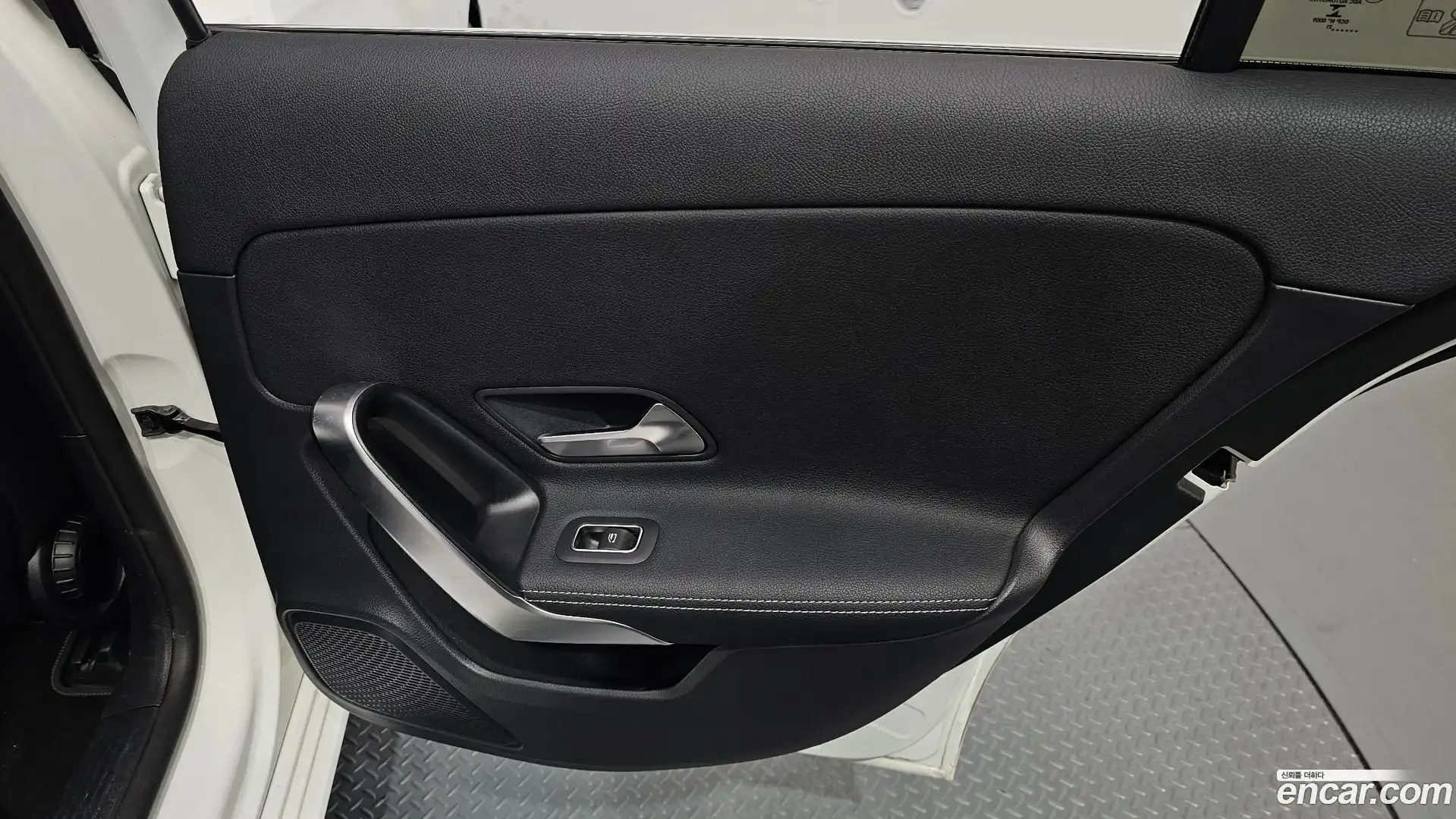 A-Class Mercedes-Benz 2021.8-INNER-035