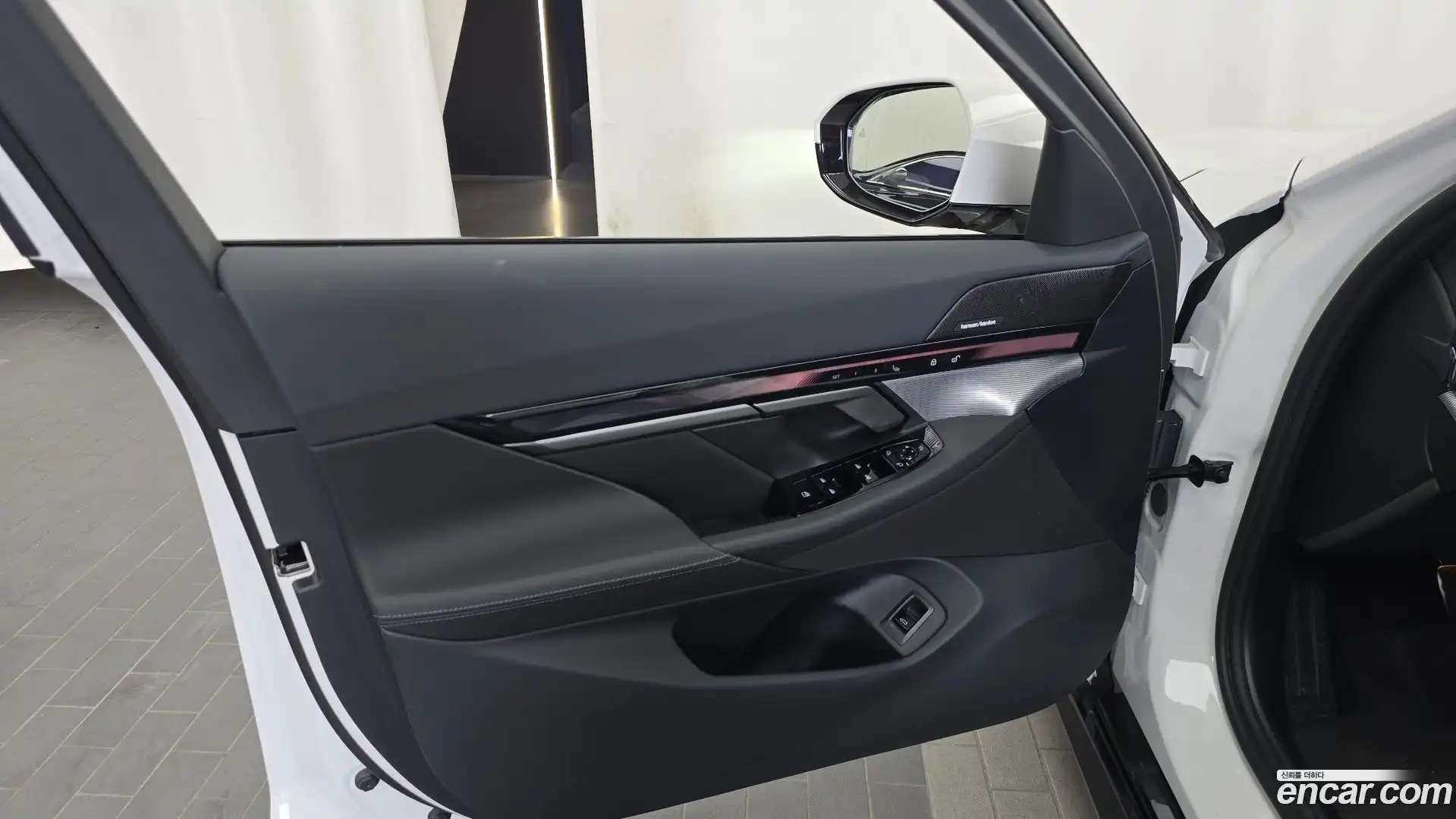 5-Series BMW 2025.9-INNER-034