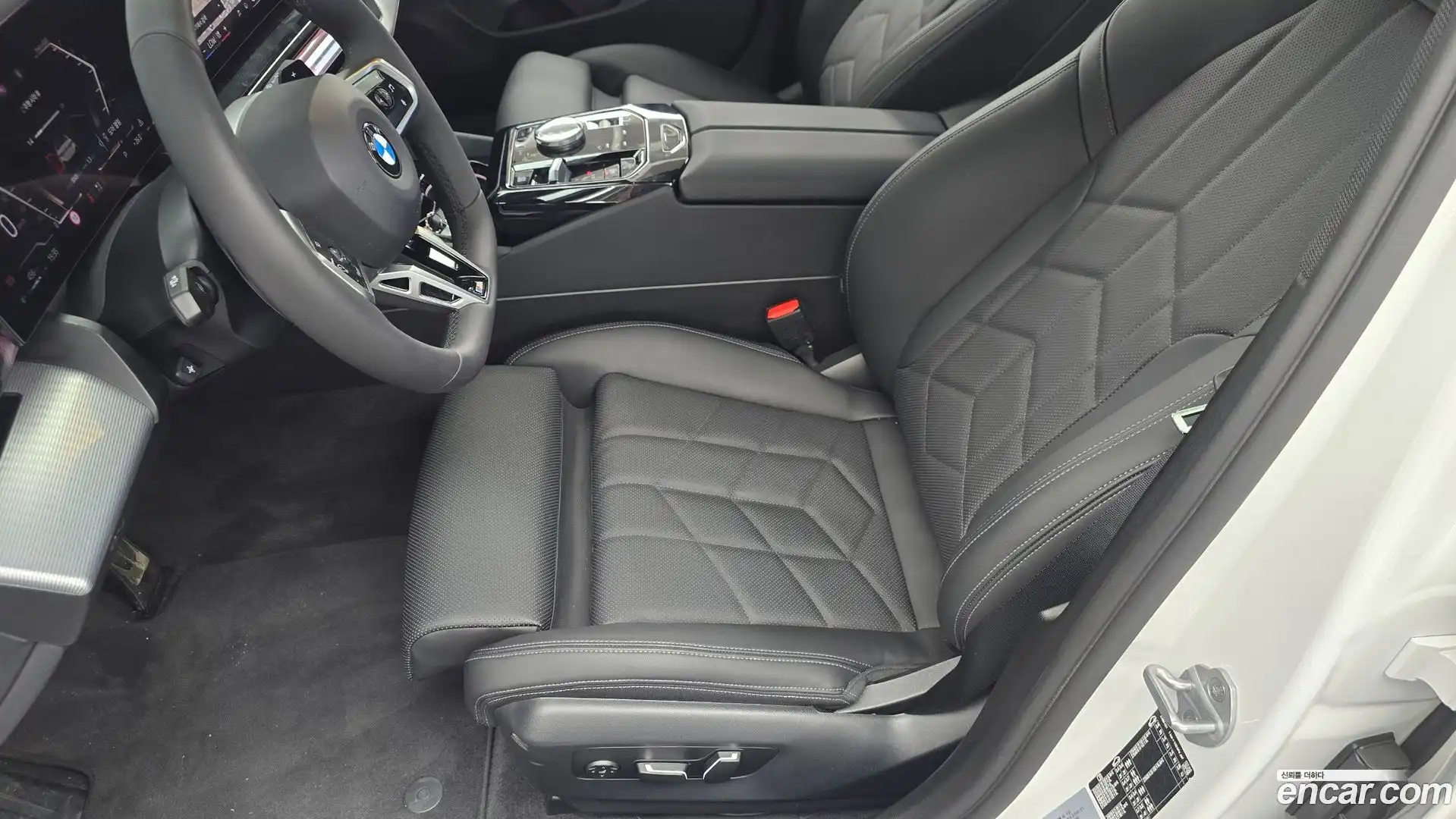 5-Series BMW 2025.9-OPTION-044