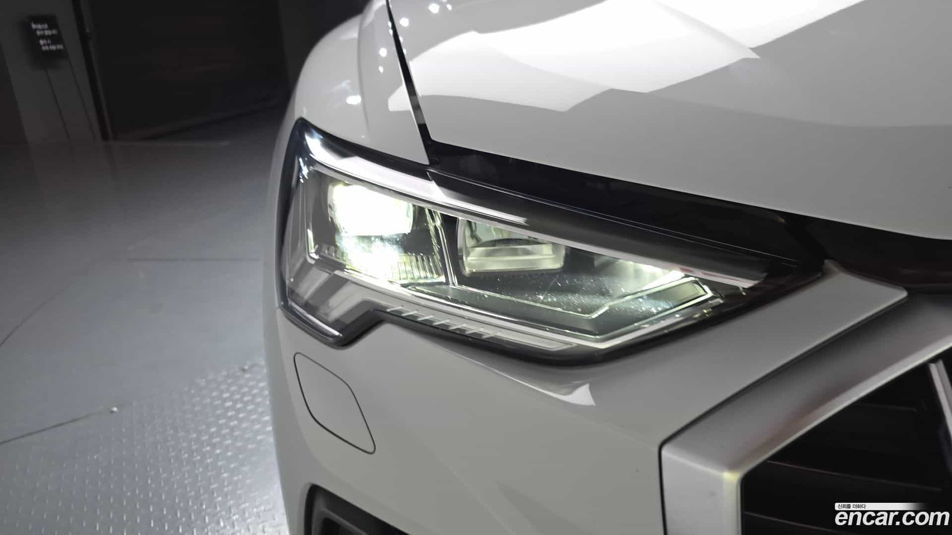 Q3 Audi 2023.2-OUTER-032