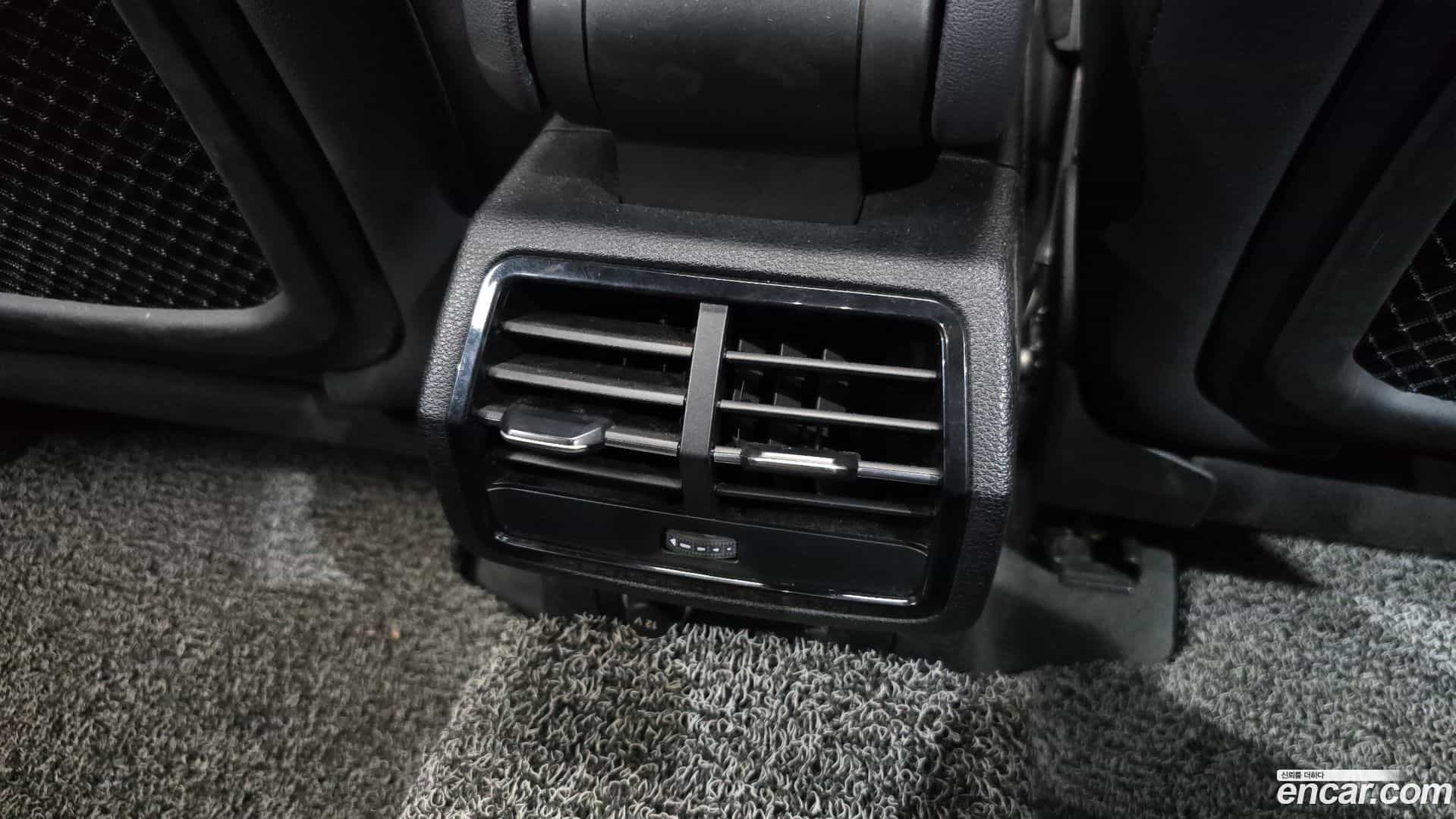 Q3 Audi 2023.2-OPTION-044