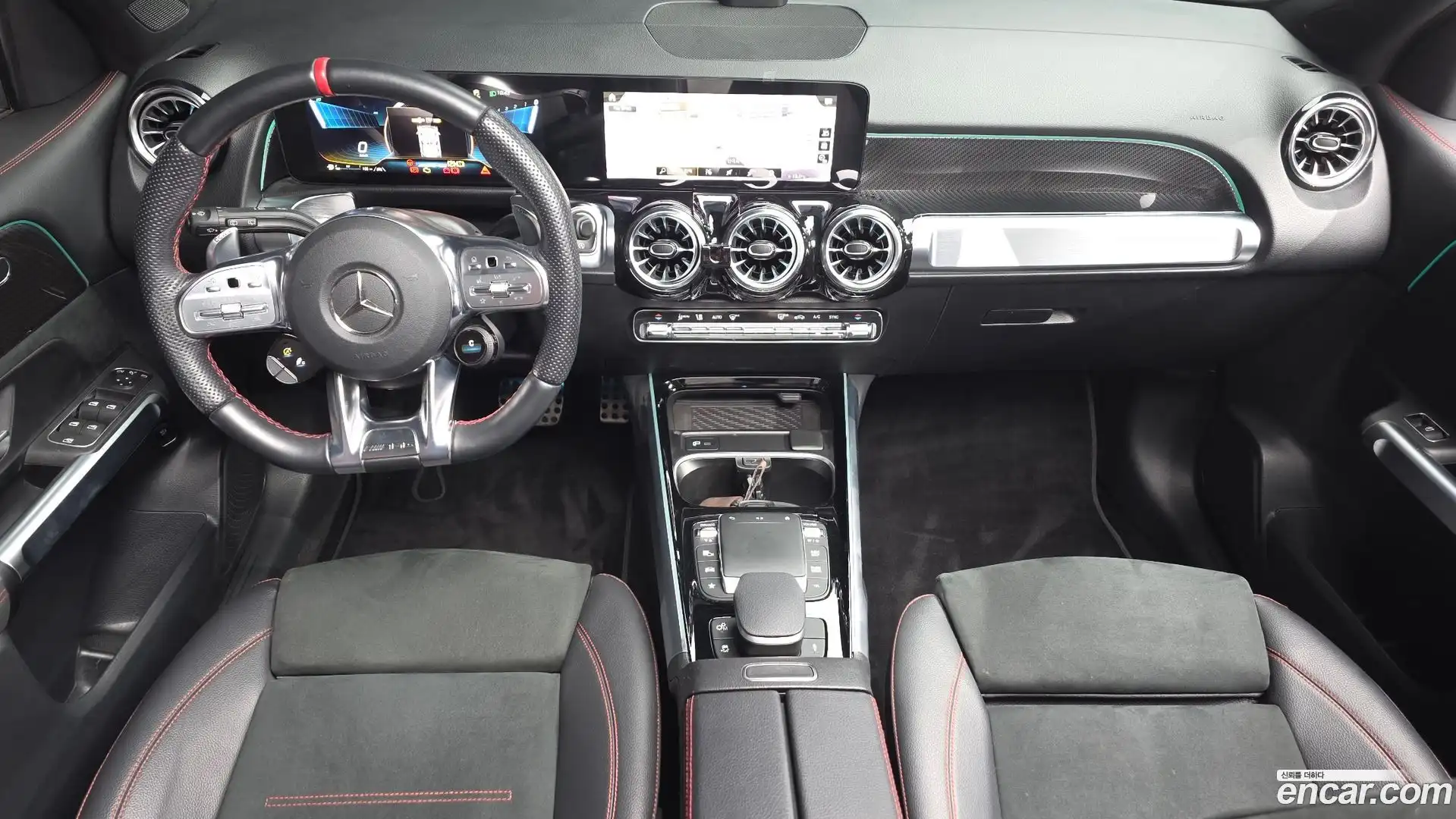 GLB-Class Mercedes-Benz 2023.8-INNER-007