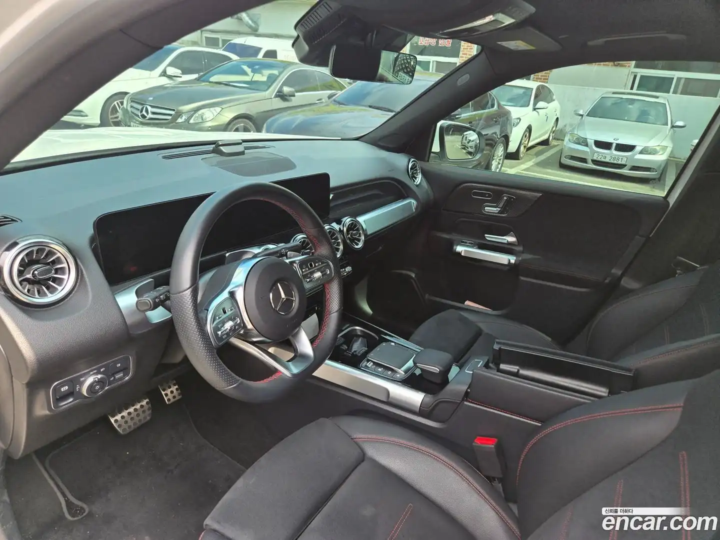 GLB-Class Mercedes-Benz 2023.5-OPTION-015