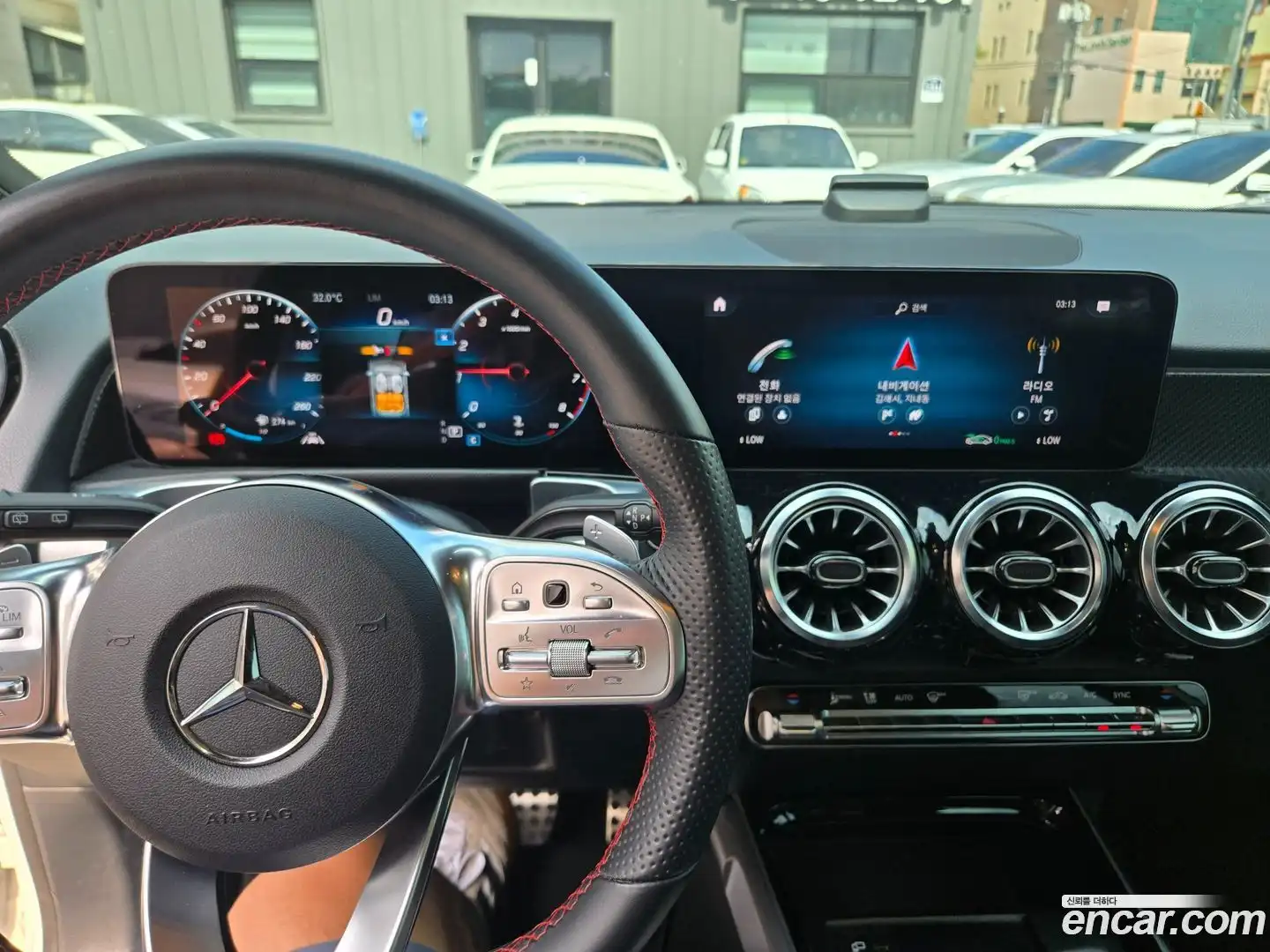 GLB-Class Mercedes-Benz 2023.5-OPTION-018