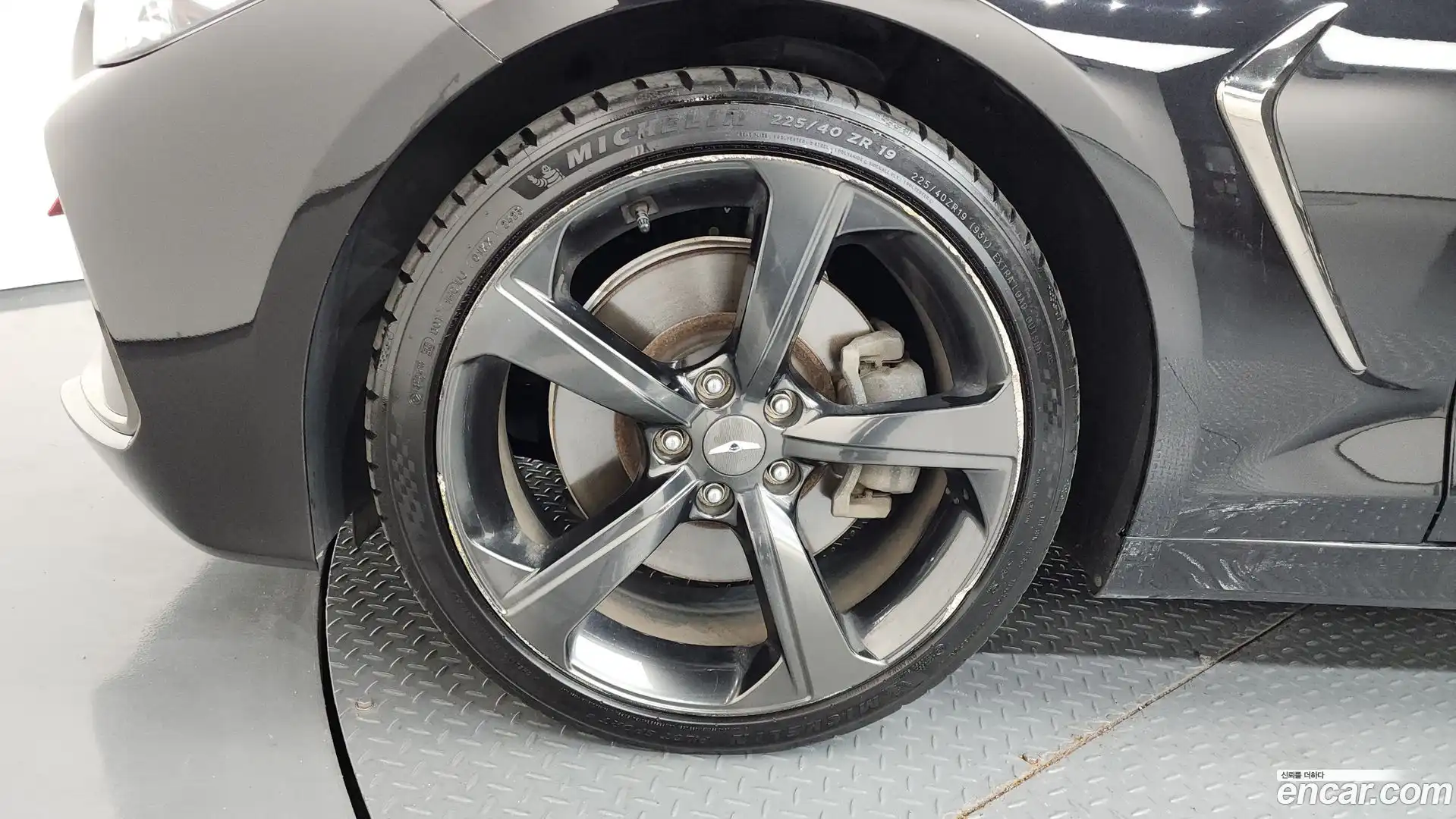 G70 Genesis 2019.8-OUTER-005
