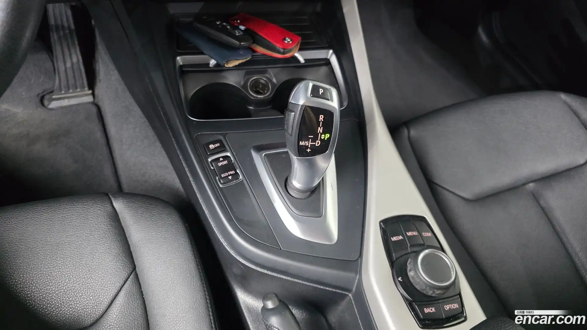 1-Series BMW 2018.10-INNER-009