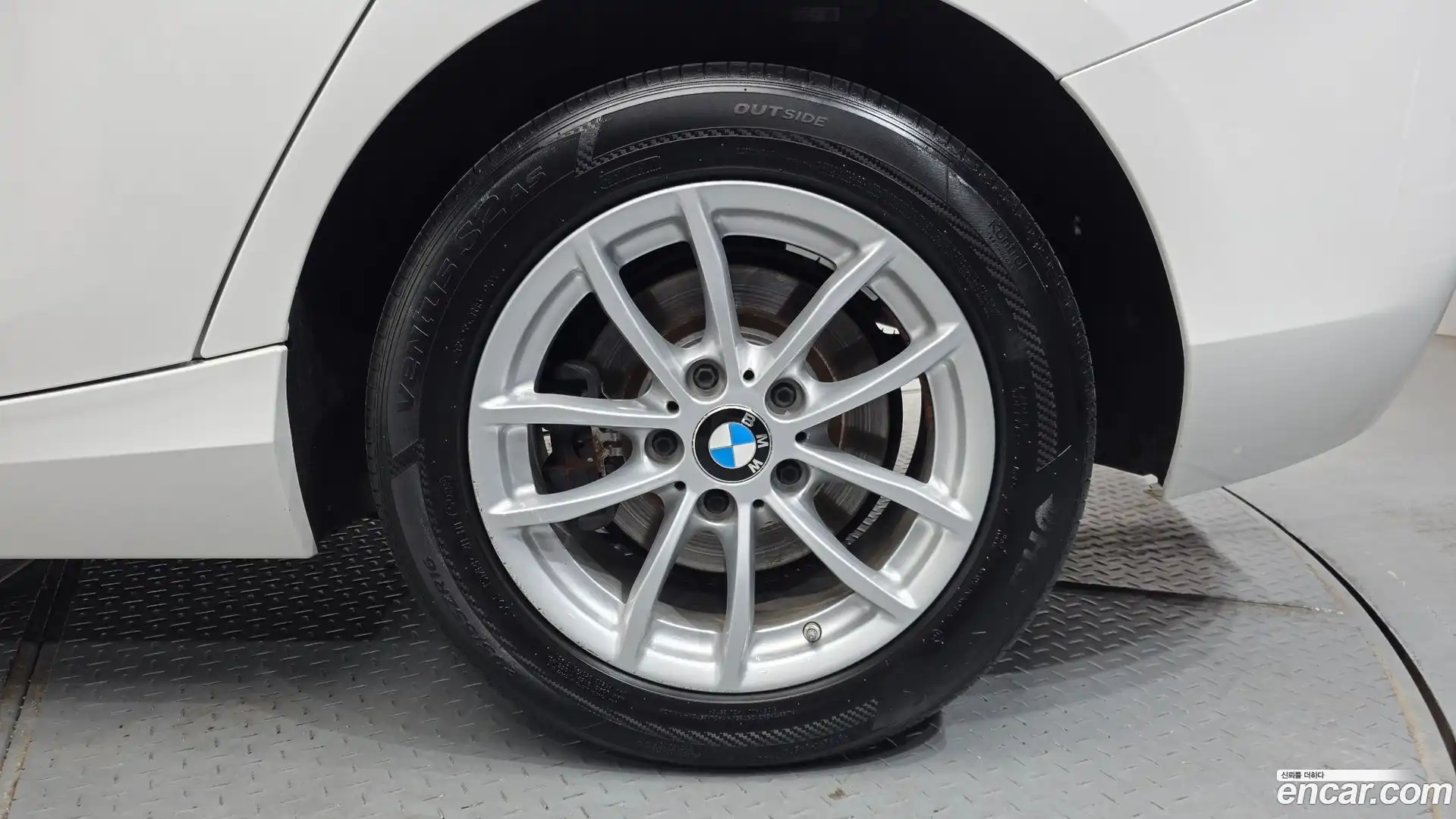 1-Series BMW 2018.10-OUTER-031